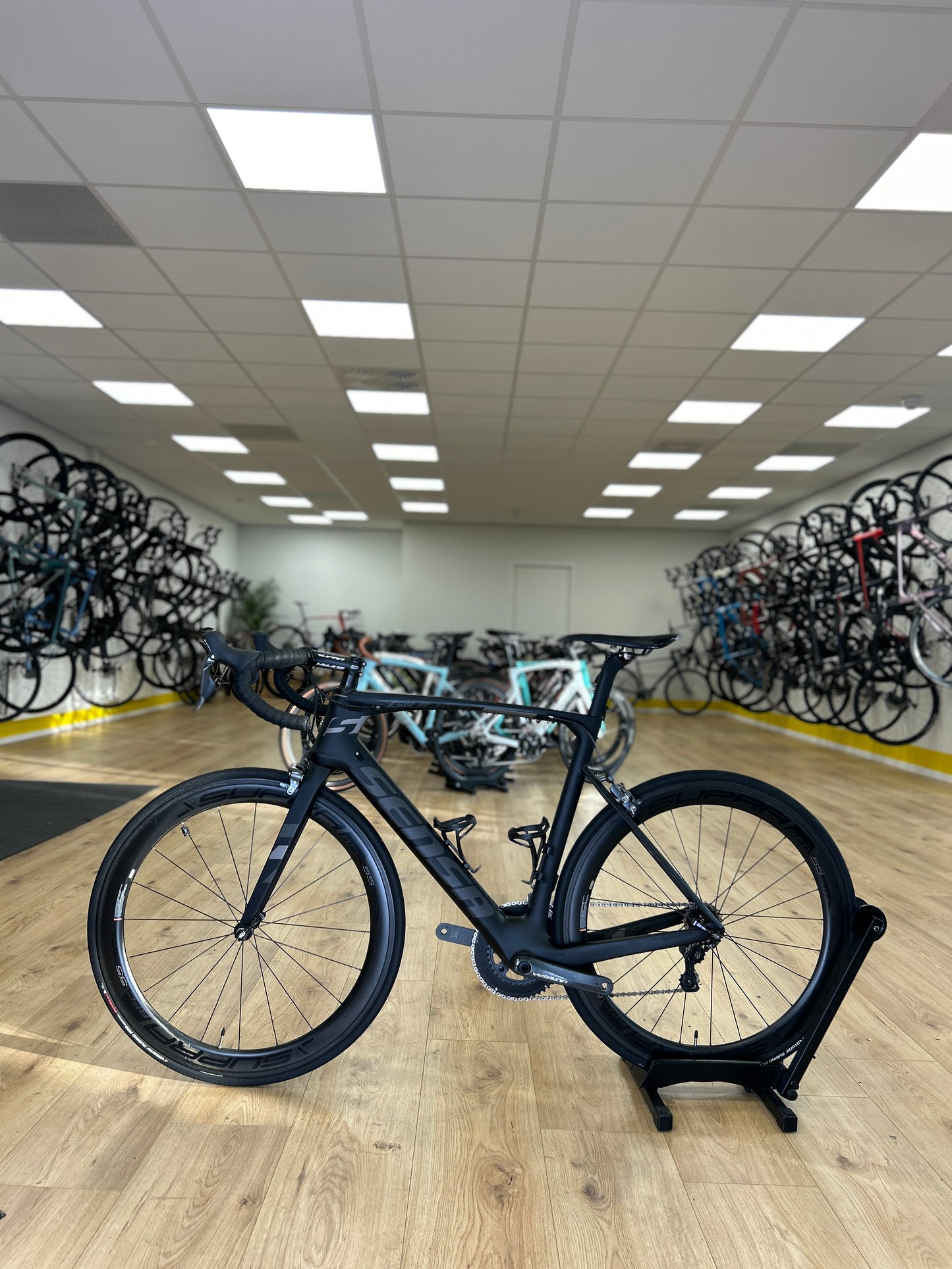 Sensa Giulia Aero Di2 Carbon Racefiets