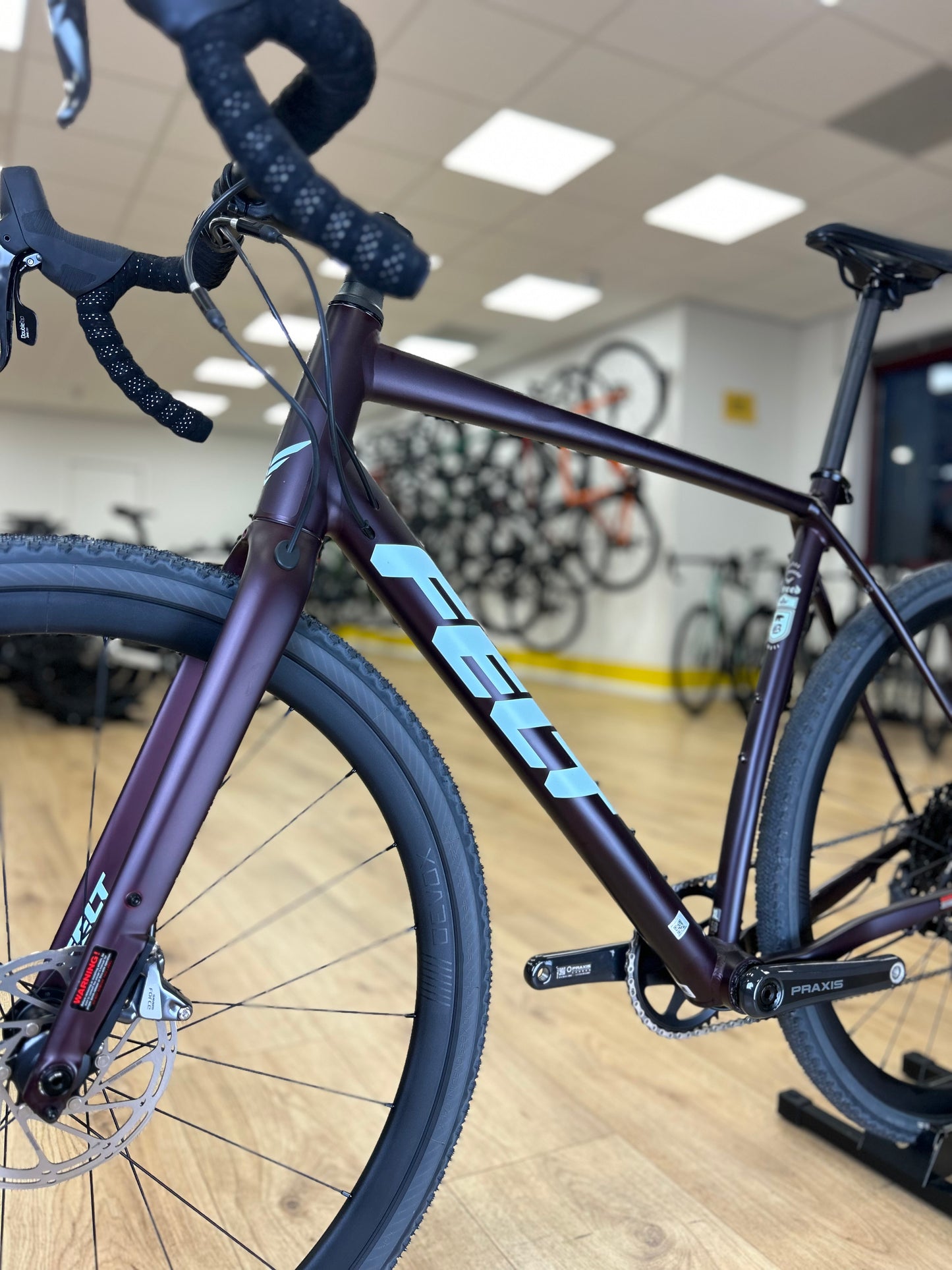 Showroom Model Felt Breed Disc Gravel