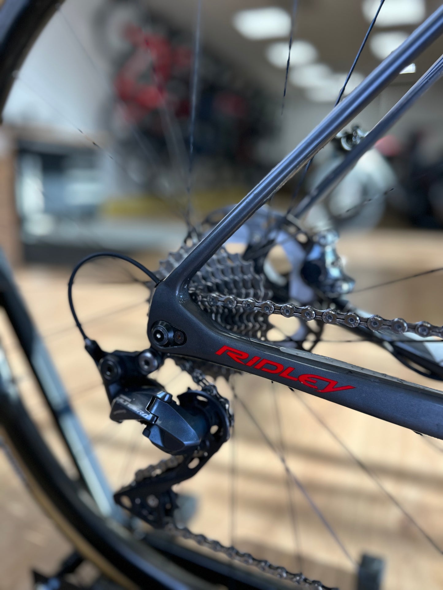 Ridley Fenix Carbon Ultegra Disc Racefiets