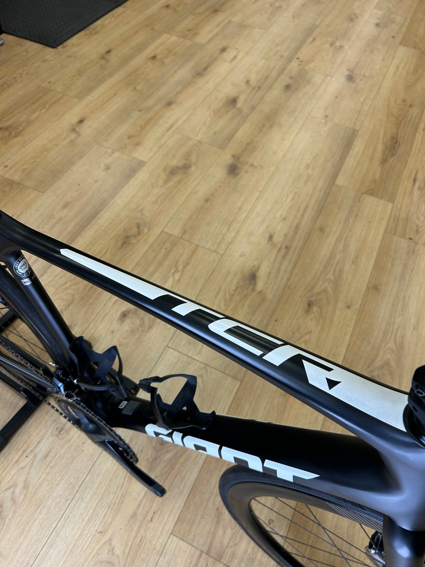 Giant TCR Disc Team CCC Carbon Racefiets