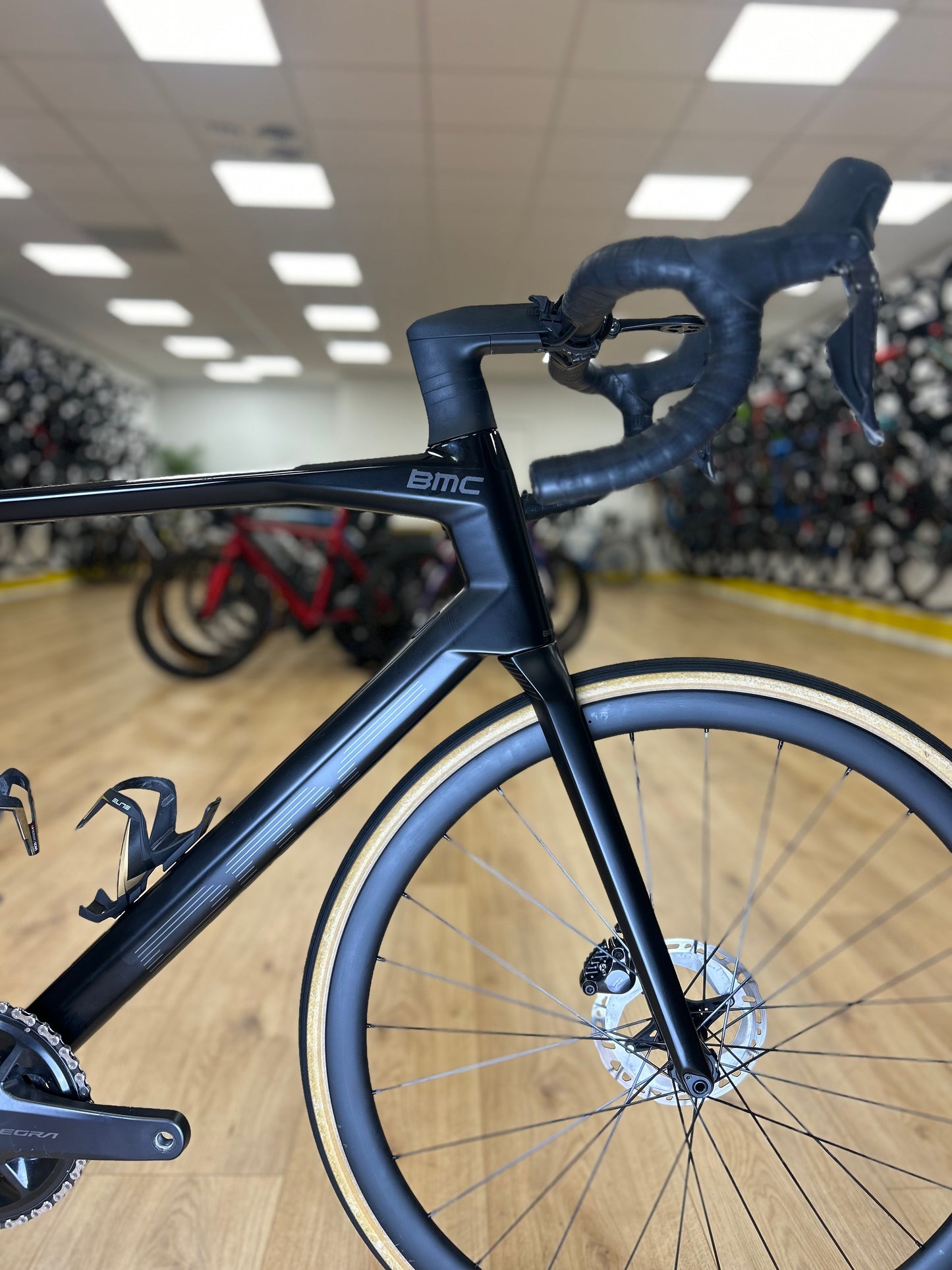 BMC Road Machine 01 Di2 Carbon Disc Racefiets