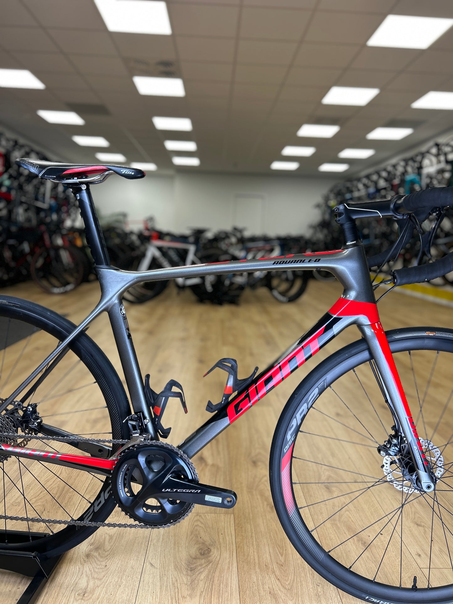 Giant TCR Advanced 1 Carbon Racefiets
