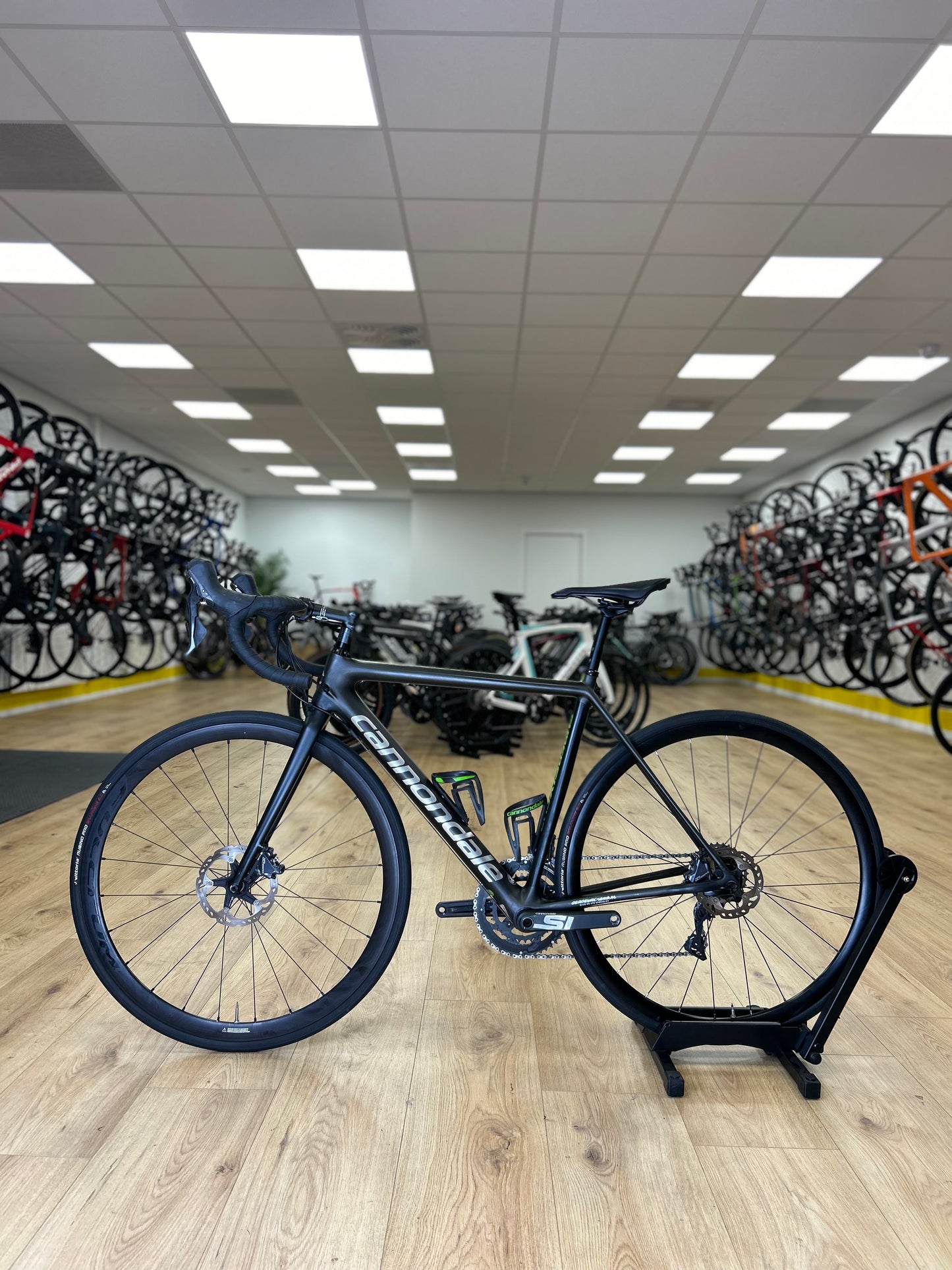Cannondale SuperSix Evo Carbon Disc Racefiets