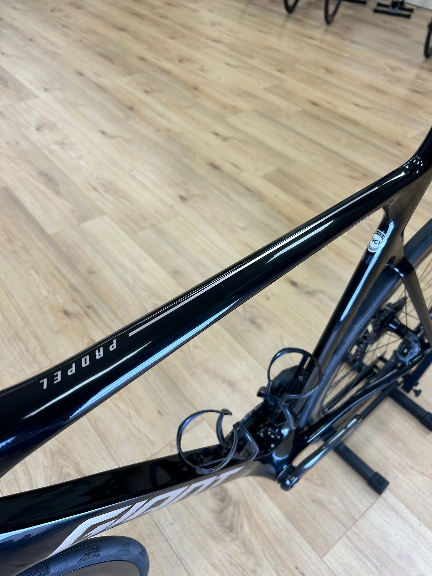 Giant Propel Advanced SL AXS Carbon Road Bike