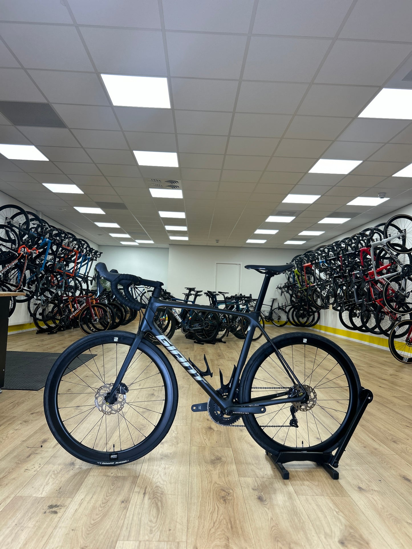Giant TCR Advanced 1 Carbon Racefiets