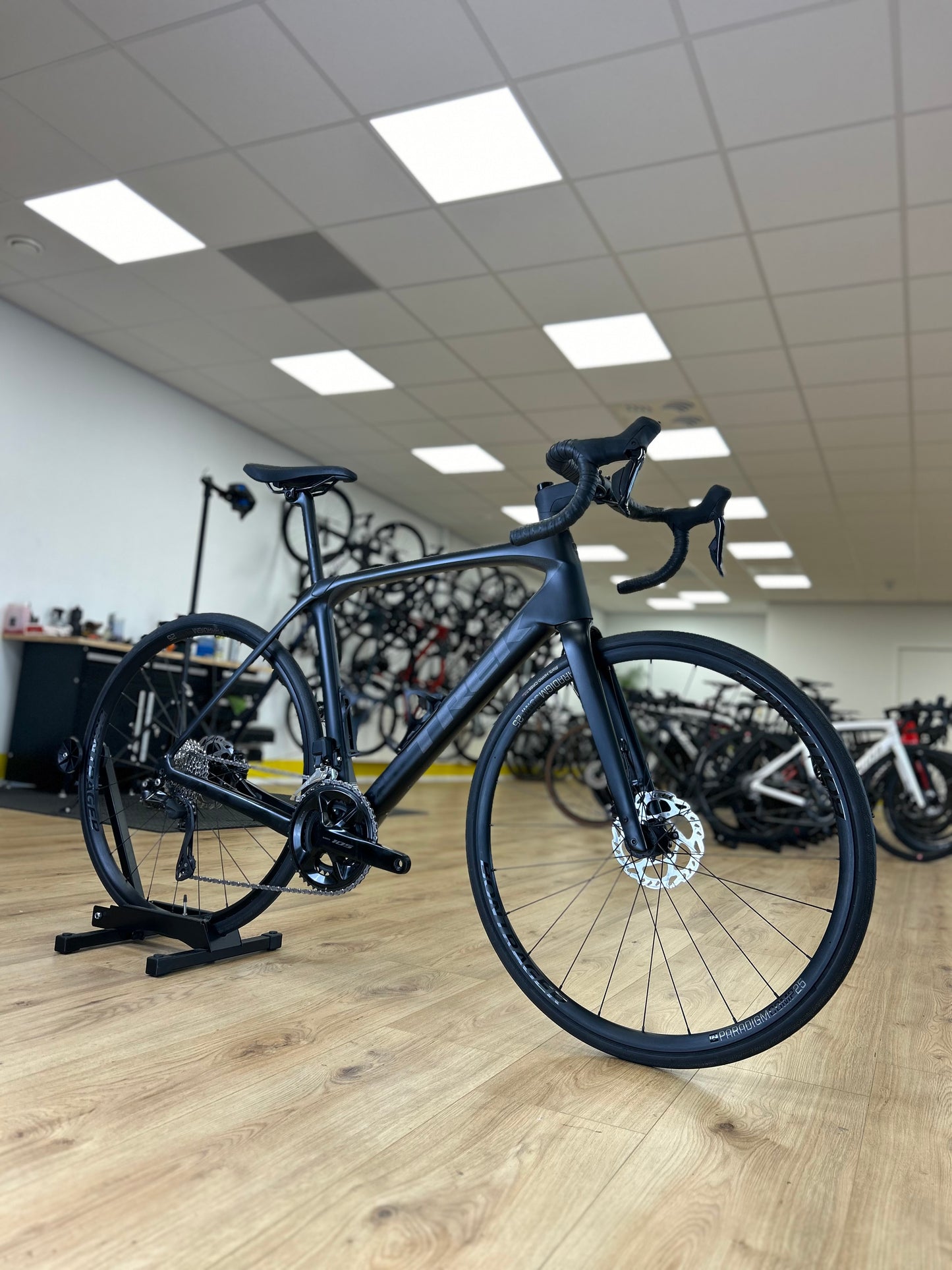 500kmTrek Domane Sl6 Di2Carbon Disc Racefiets