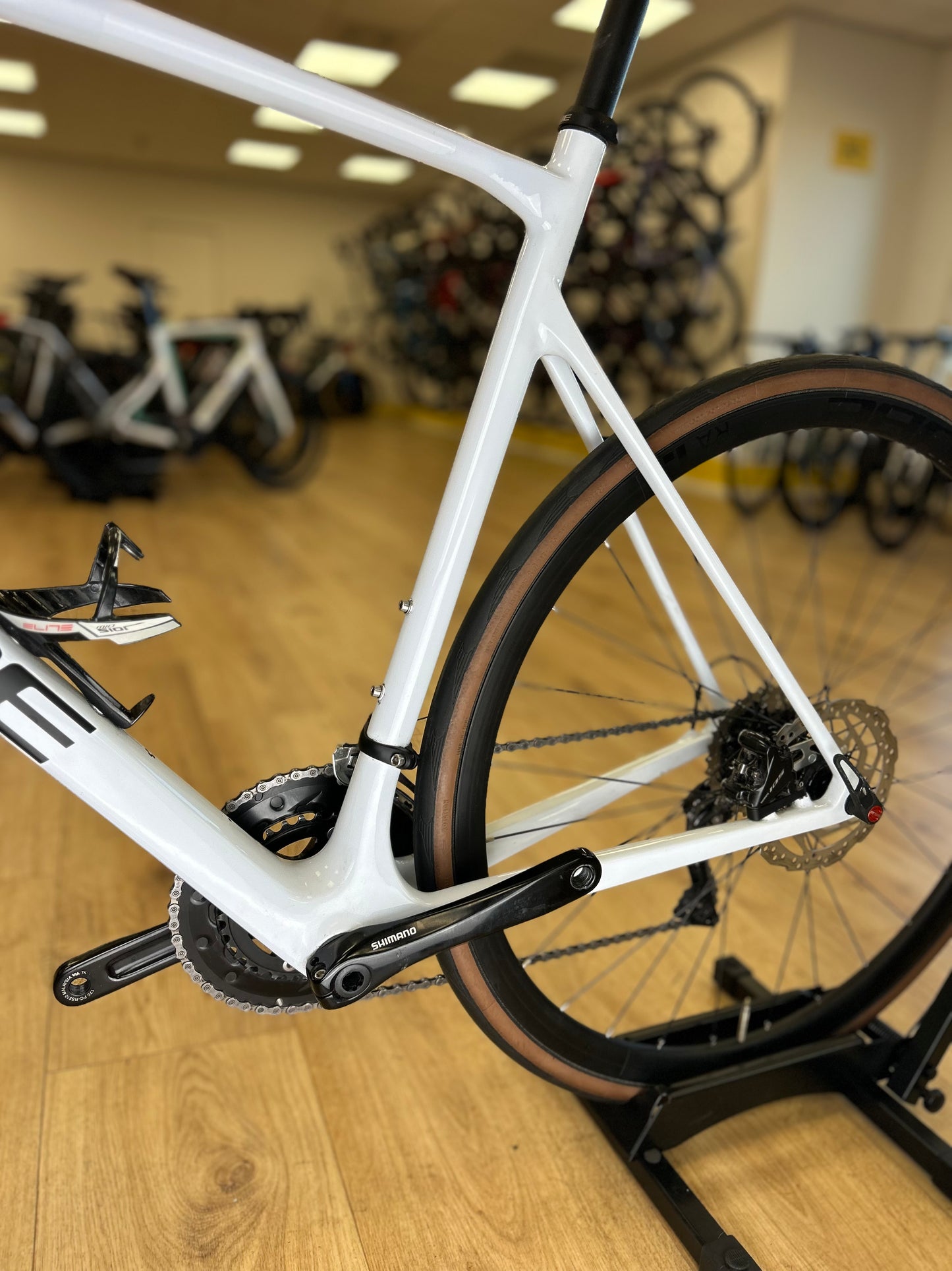 Cube Attain Carbon Disc Racefiets