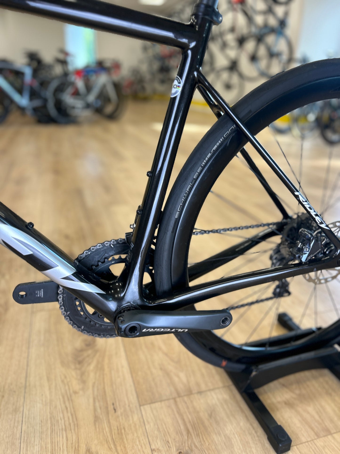 Ridley Helium Ultegra Di2 Carbon Racefiets