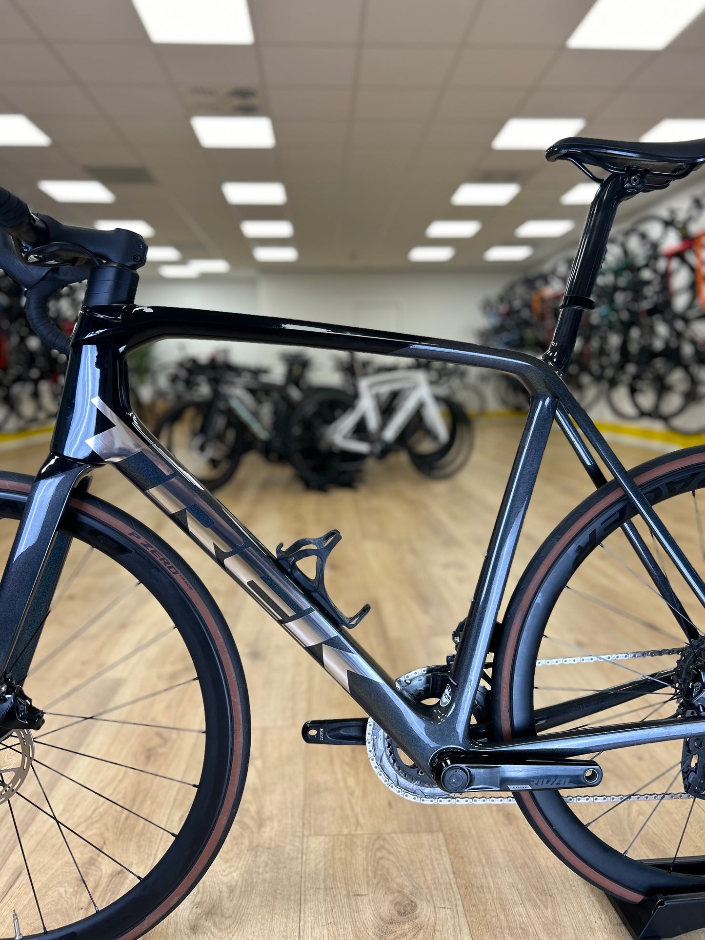 Trek Emonda SL6 AXS Carbon Disc Racefiets