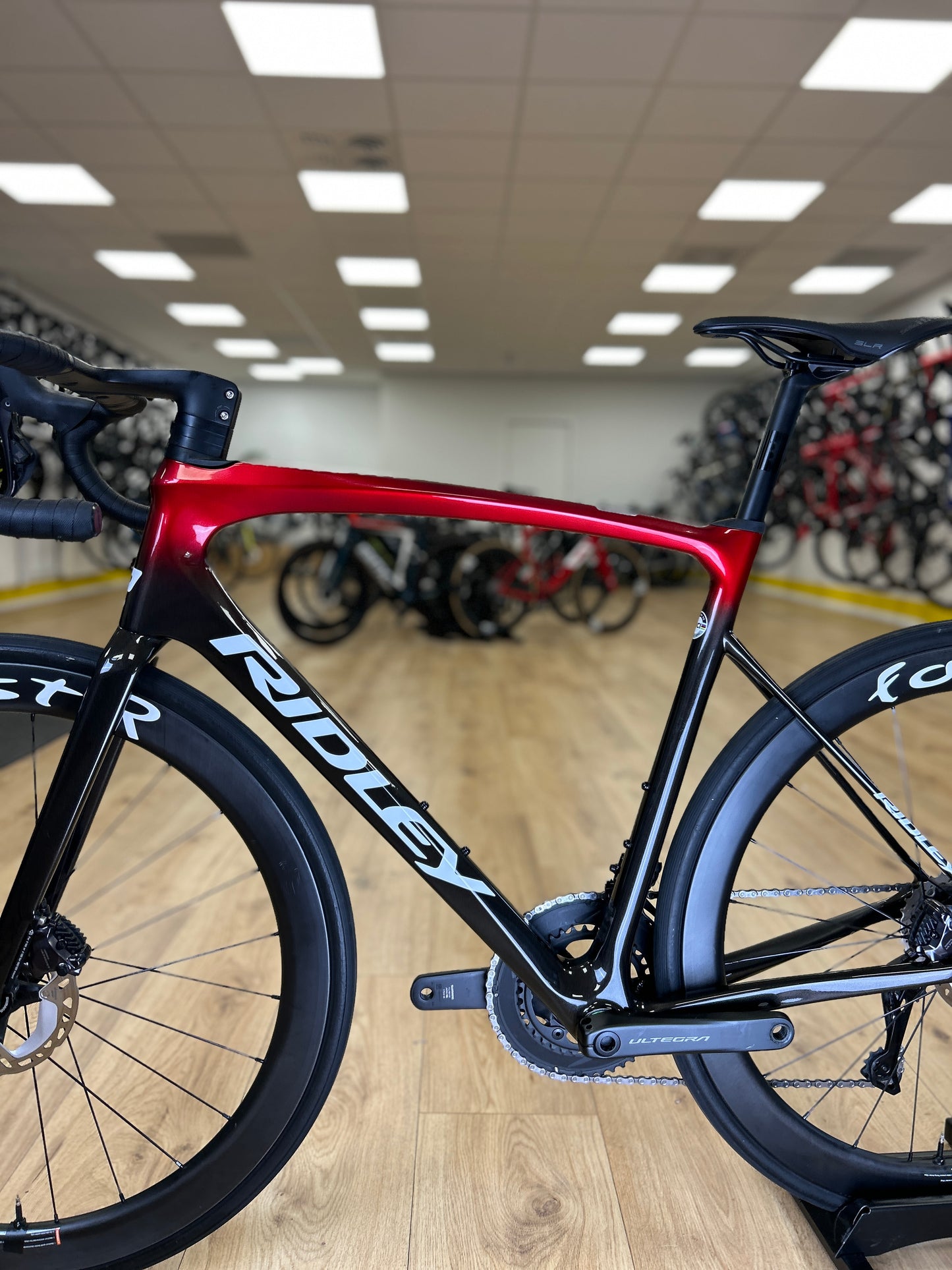 500km Ridley Fenix SLiC Di2 Carbon Racefiets