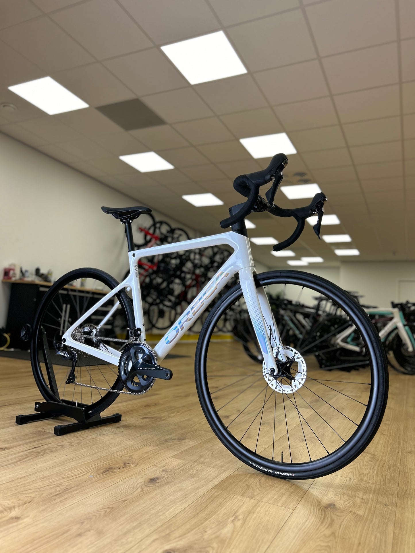 SHOWROOM MODEL Orbea Orca M20 Carbon Disc Racefiets