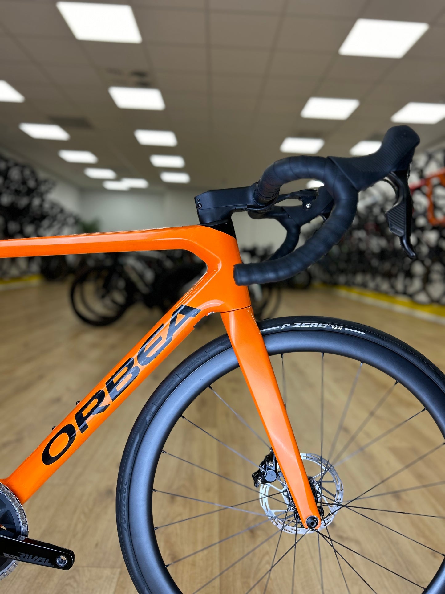 Orbea Orca M31eTeam AXS Carbon Disc Racefiets