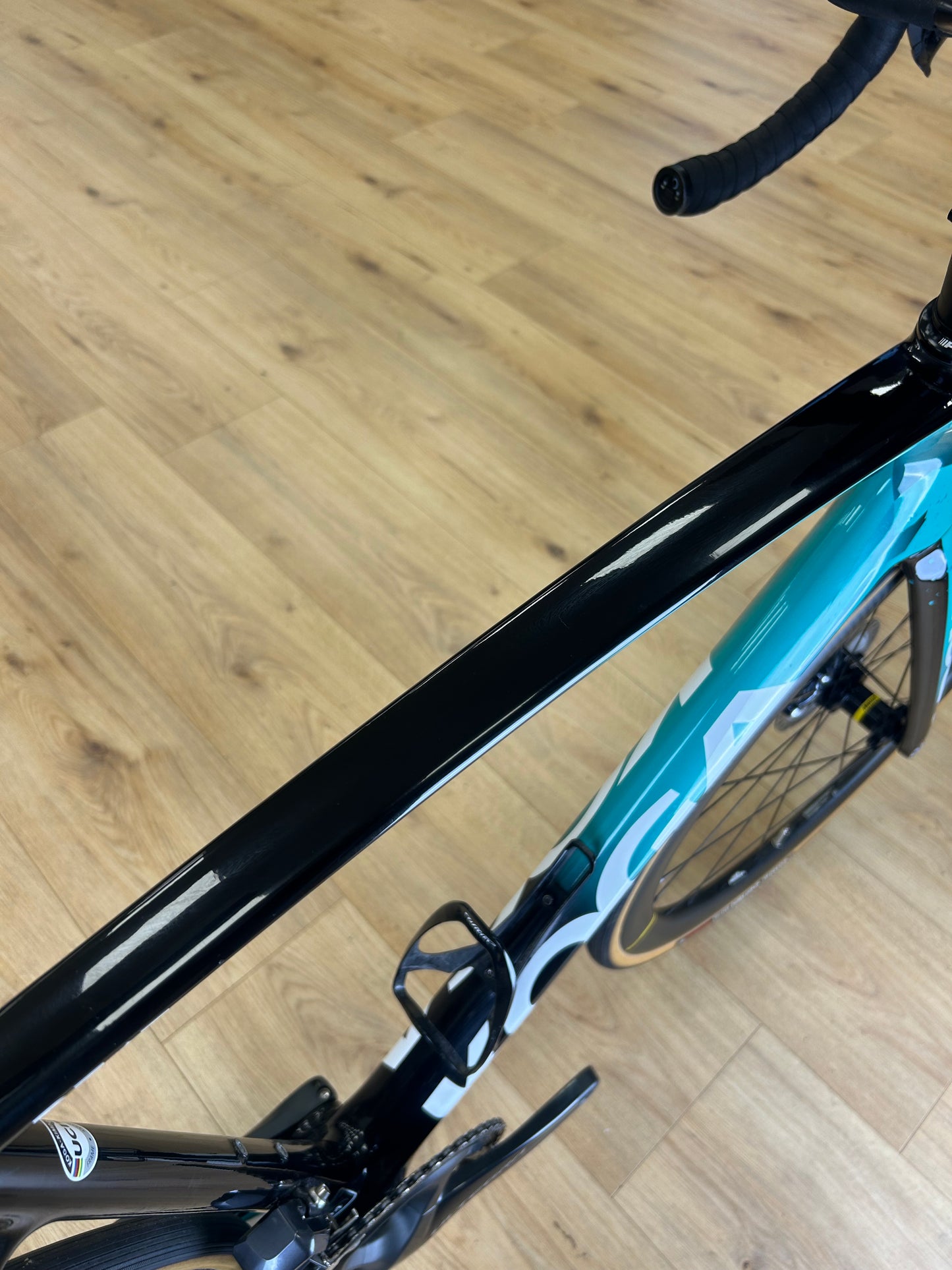 Koga Beat Premium Di2 Ultegra Disc Carbon Racefiets