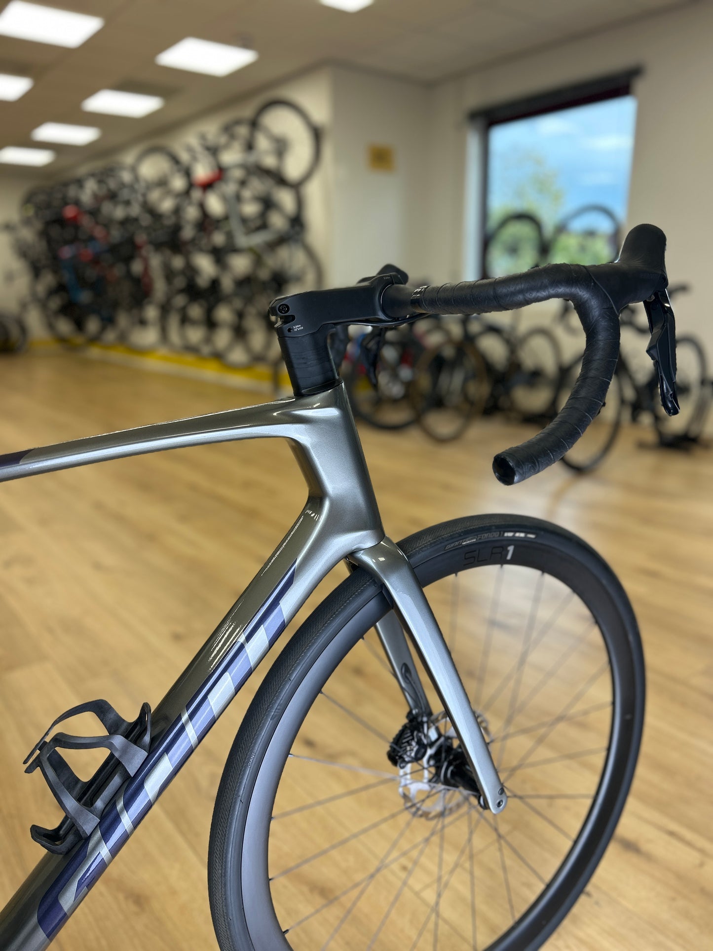 Giant Defy Advanced Di2 Carbon Racefiets