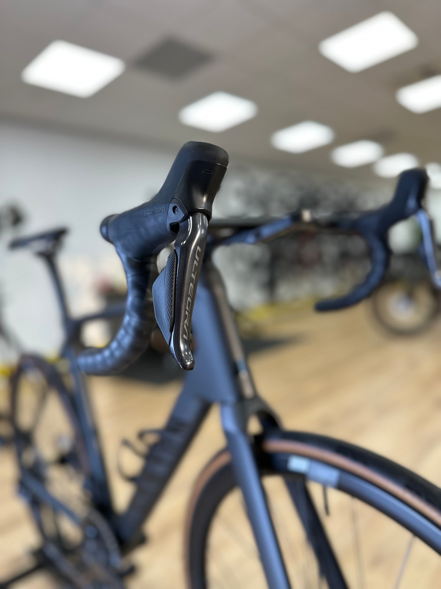 200km Canyon Endurace Di2 Carbon Disc Road Bike
