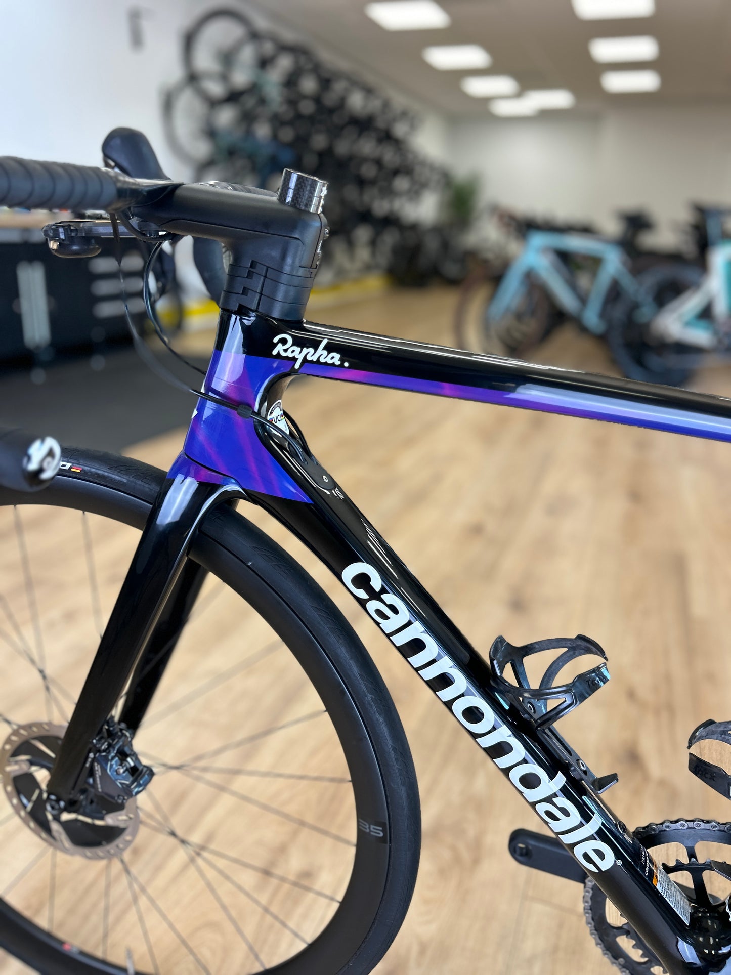 Rapha Cannondale SuperSixEvo HM Carbon Disc Racefiets