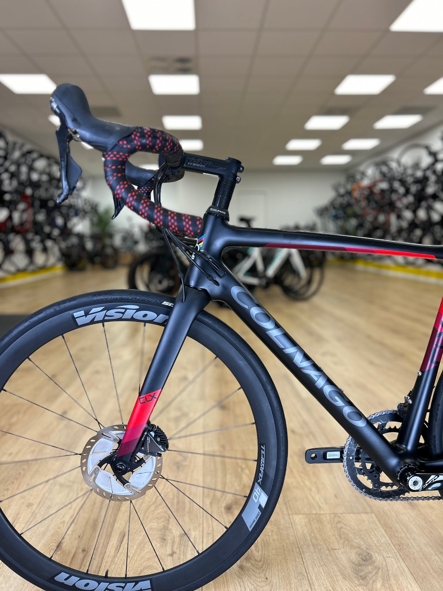 Colnago CLX Full Carbon Disc Racefiets
