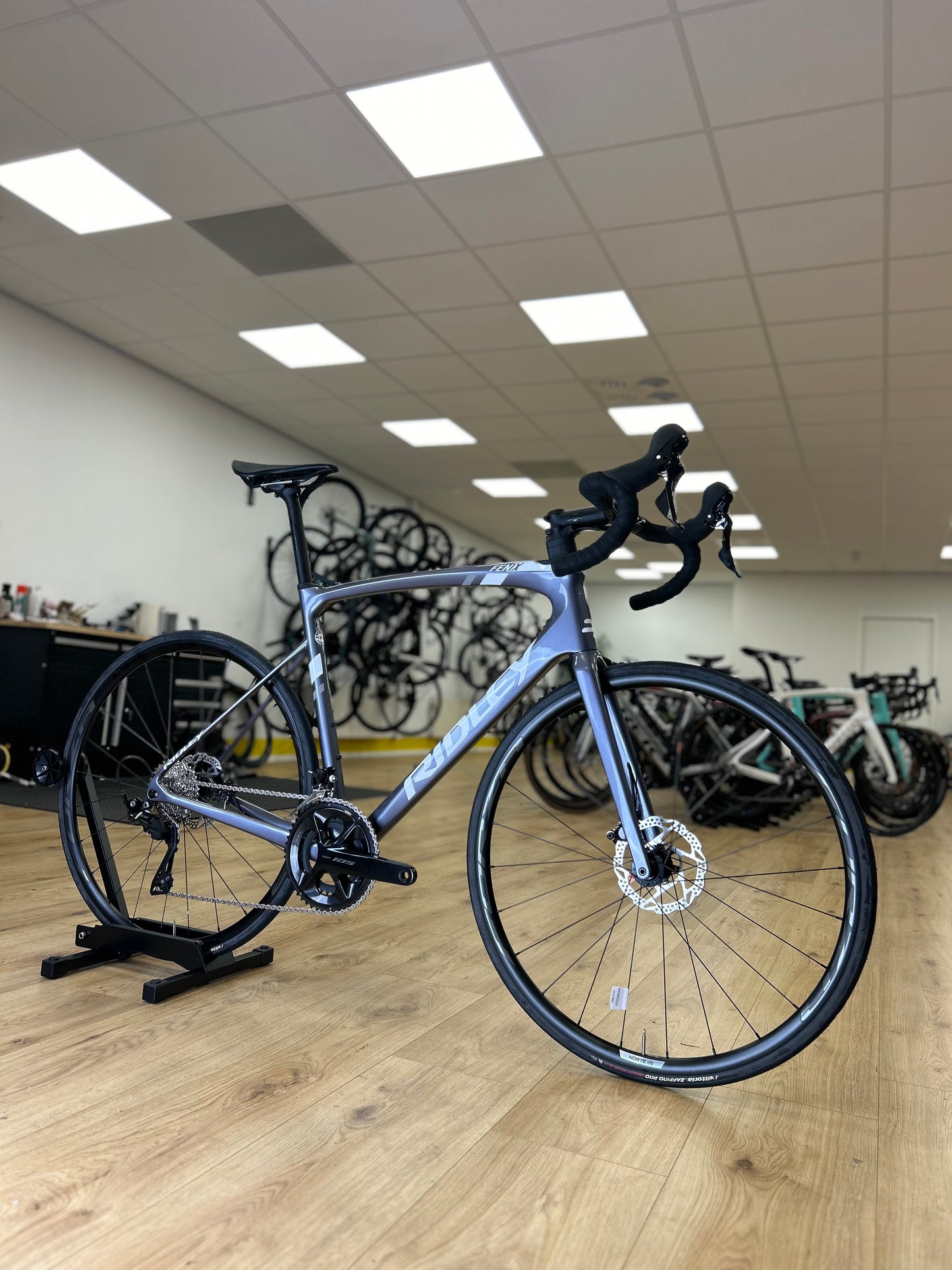 Showroom Model Ridley Fenix Carbon Disc Racefiets