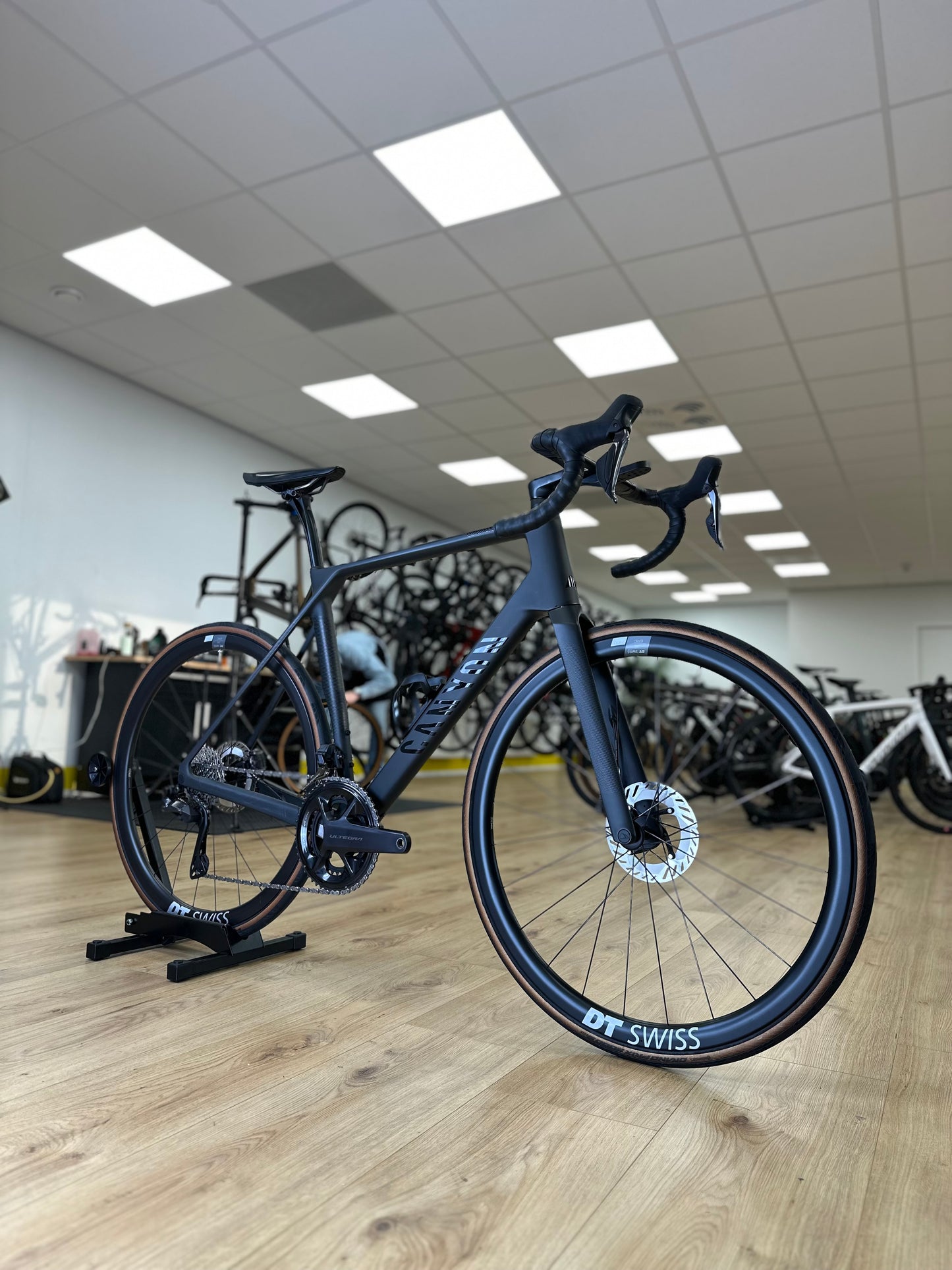 200km Canyon Endurace Di2 Carbon Disc Road Bike