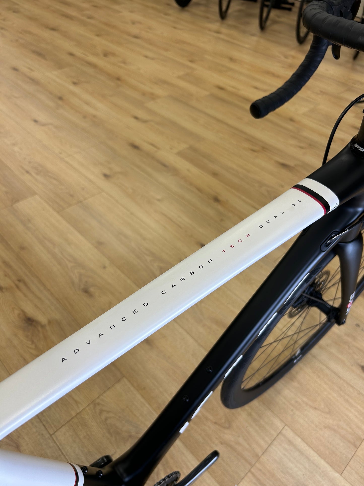 Isaac Boson Carbon Disc Racefiets