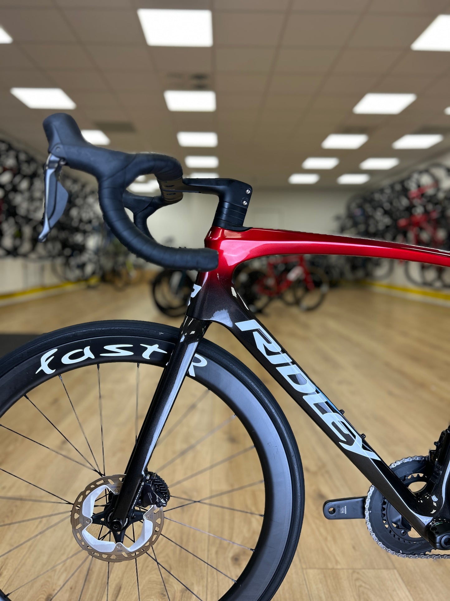 500km Ridley Fenix SLiC Di2 Carbon Racefiets