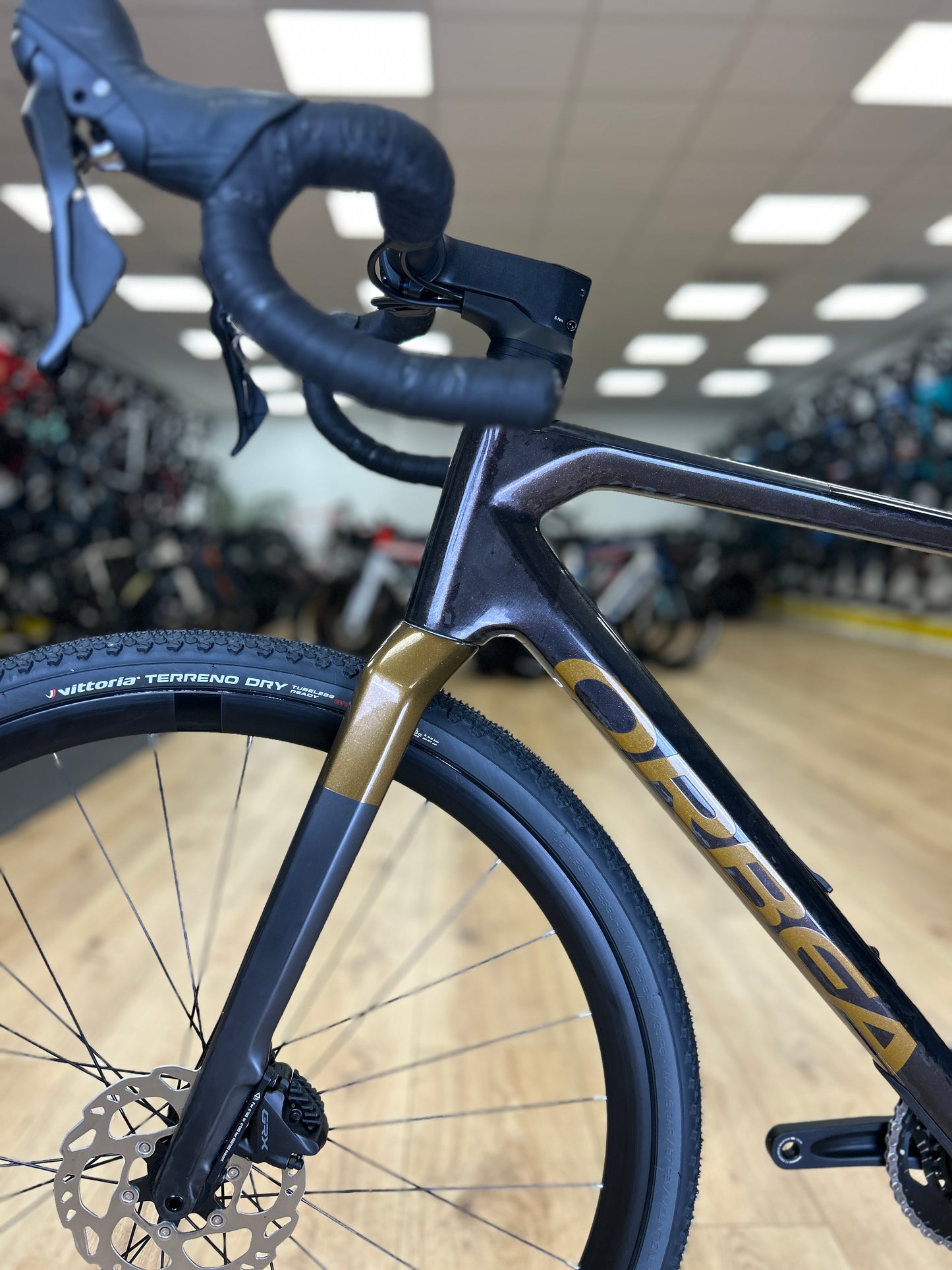 0km Showroom Model Orbea Terra Gravel Fiets