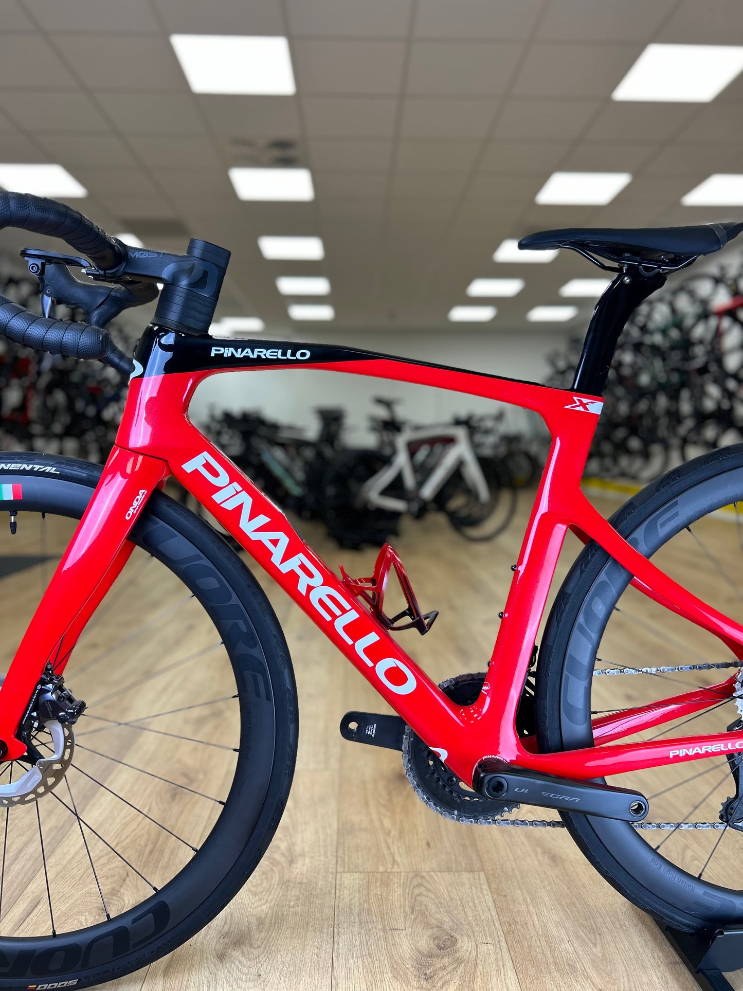 2024 Pinarello X3 Di2 Carbon Disc Racefiets