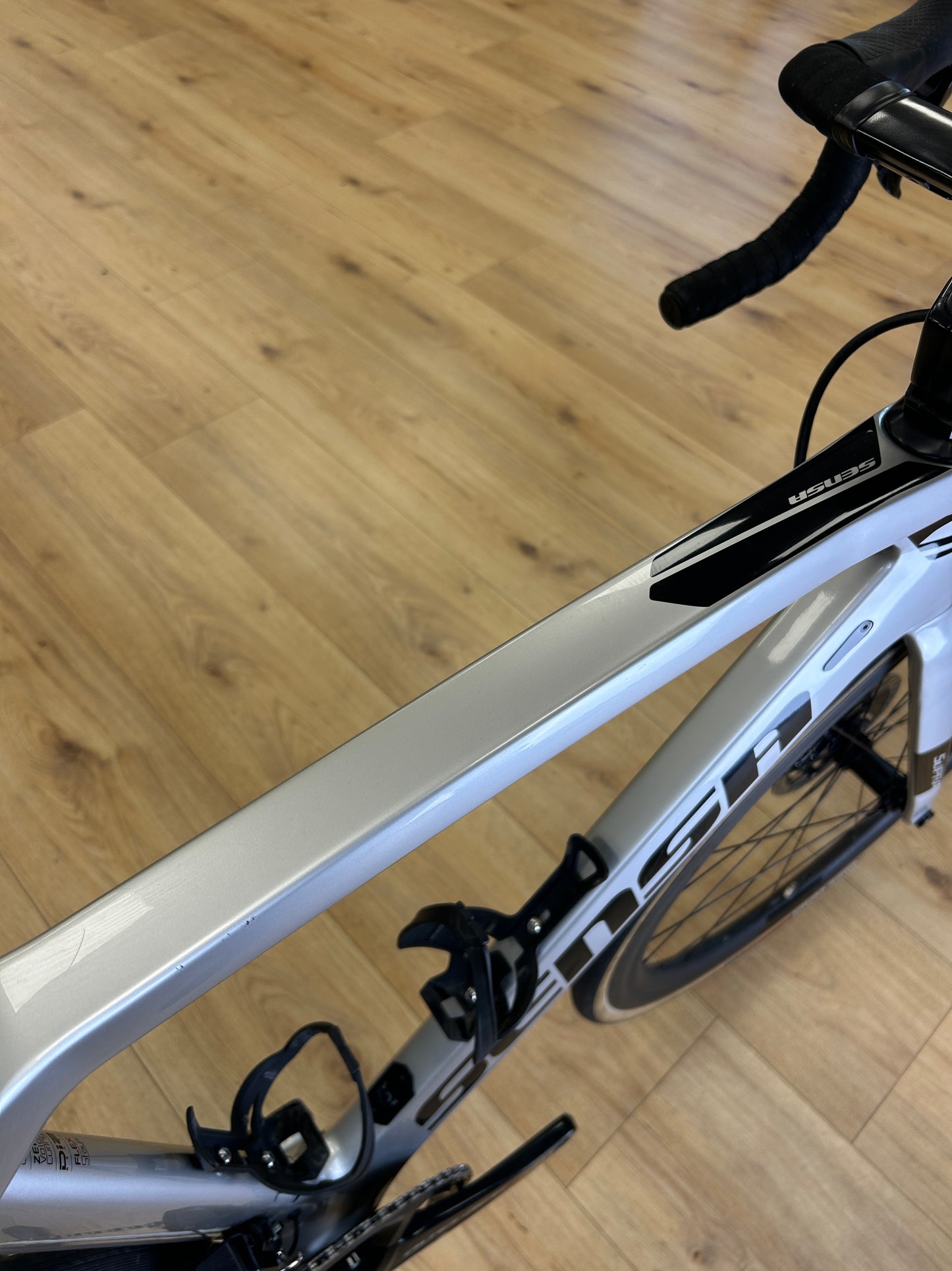 Sensa Giulia Evo Di2 Carbon Racefiets