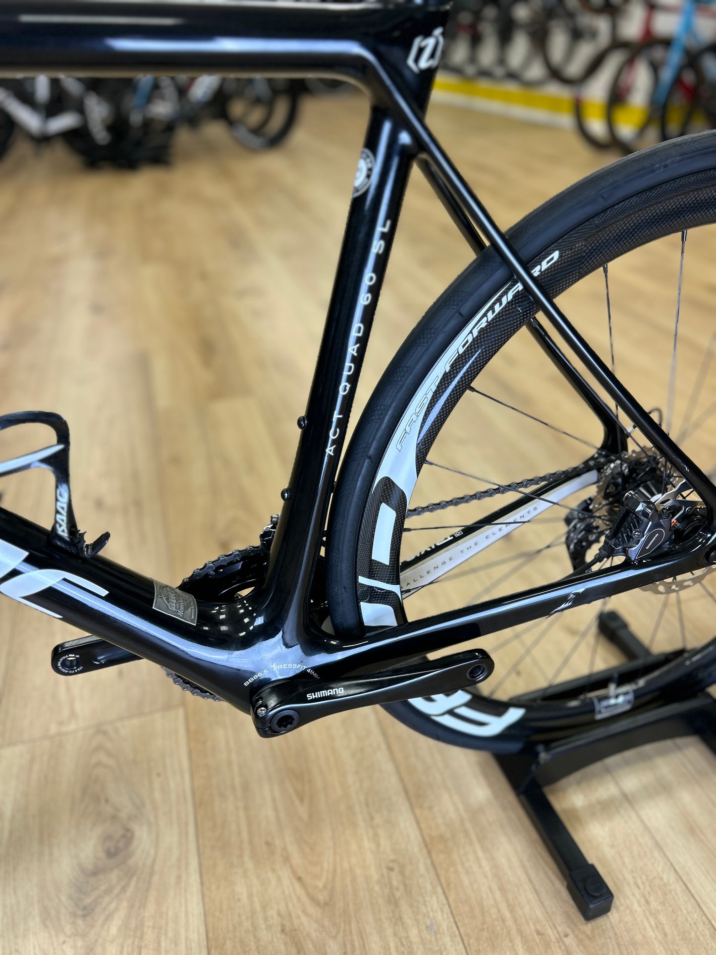 Isaac Element Carbon Racefiets