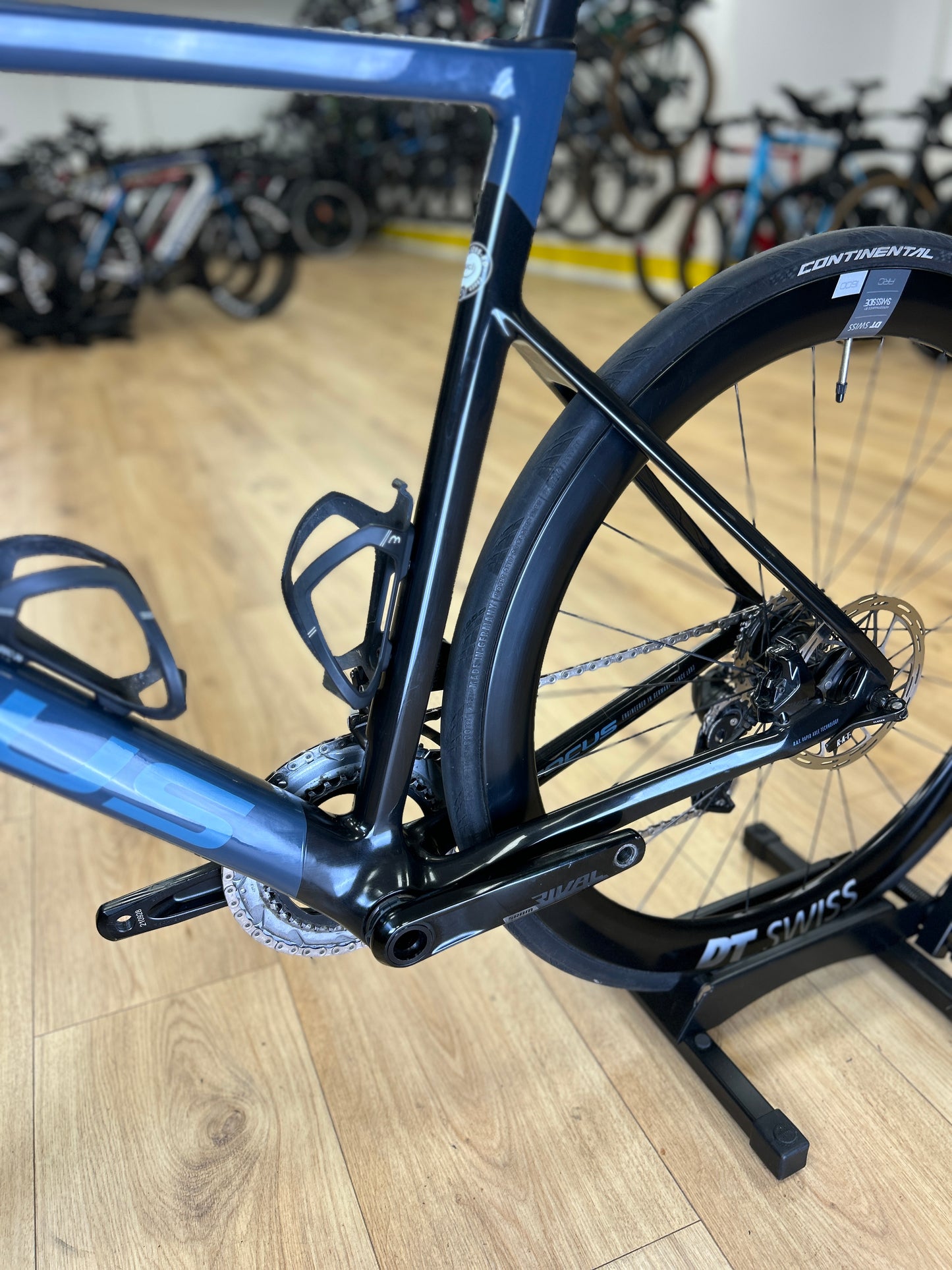 Focus Izalco MAX 9.7 AXS Carbon Racefiets