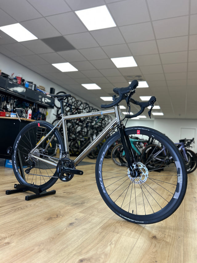Showroom Model Gilbertson Allure Disc Racefiets
