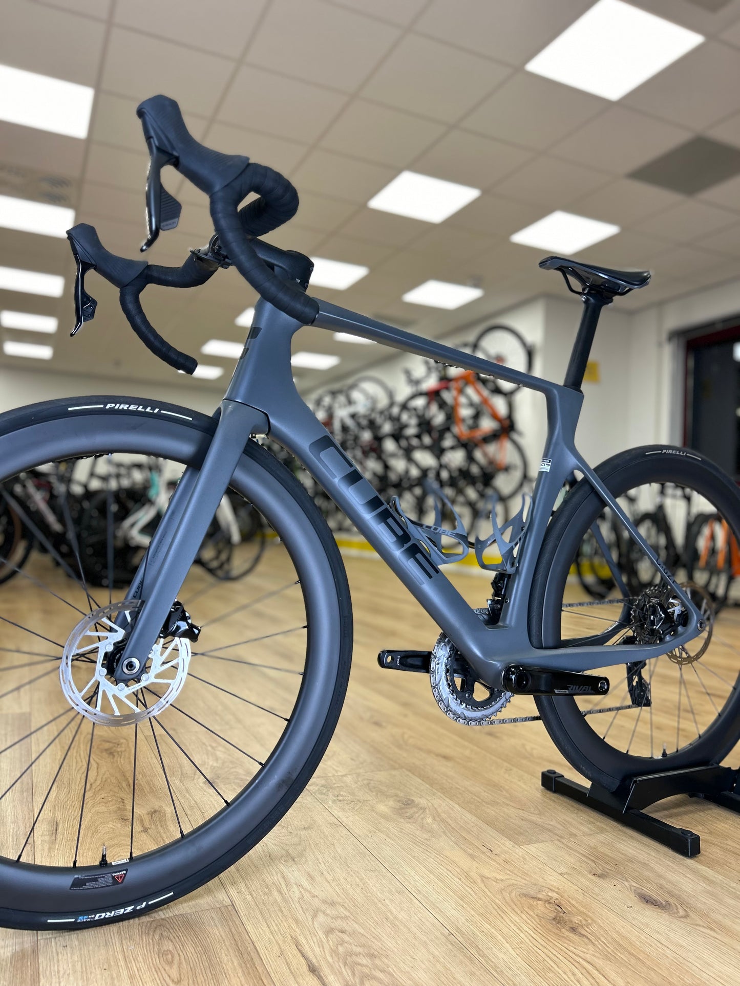 Cube Agree AXS Carbon Disc Racefiets
