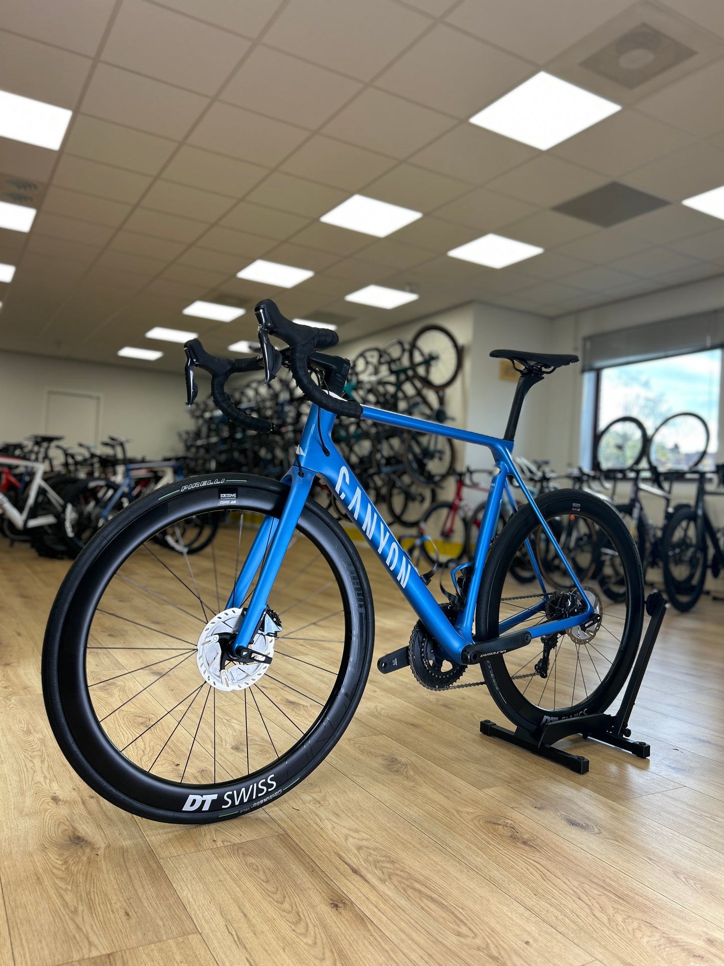 Canyon Ultimate CF SL Disc Di2 Carbon Racefiets