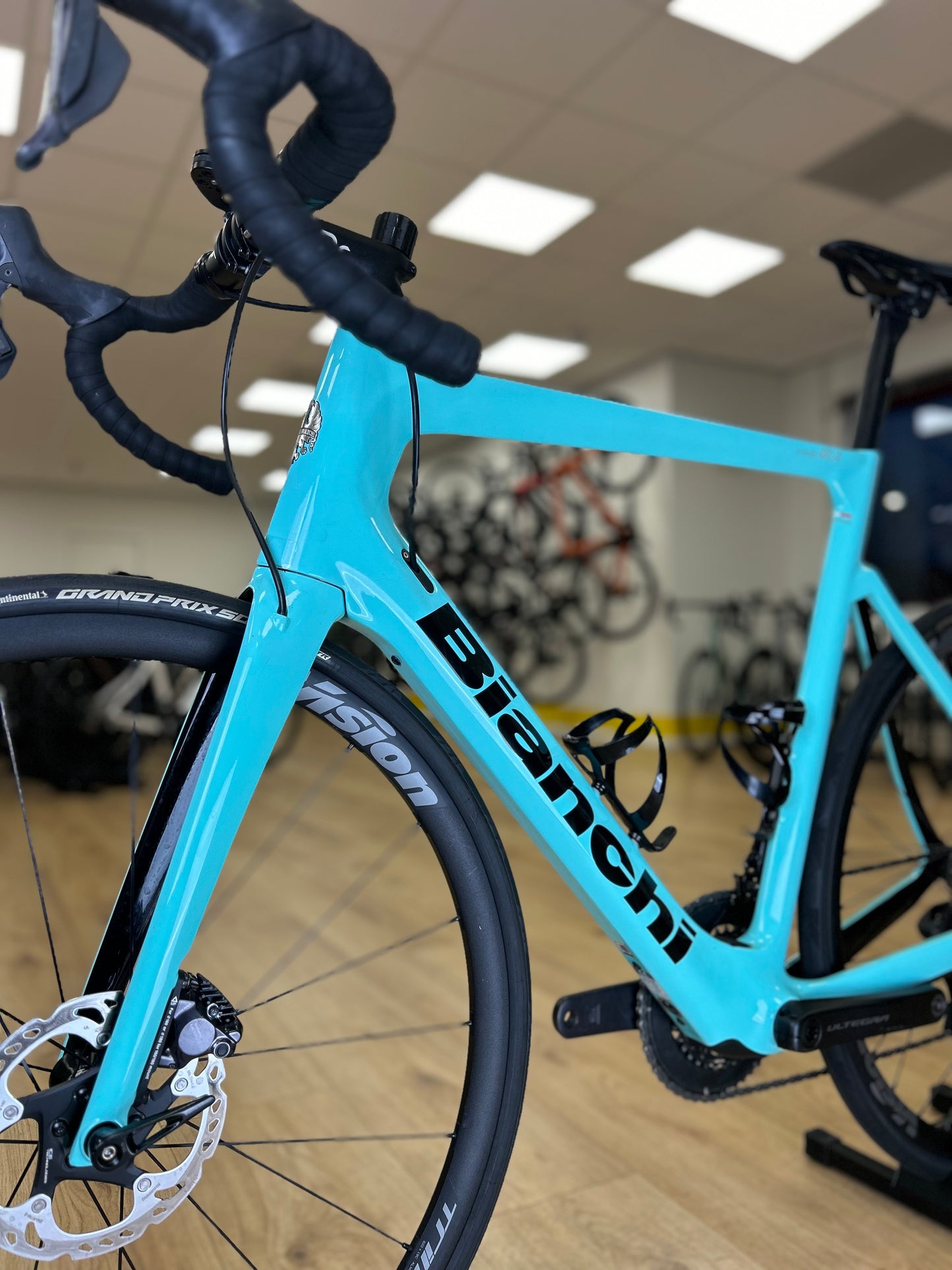 Bianchi Aria E-Bike Di2 Carbon Disc Racefiets