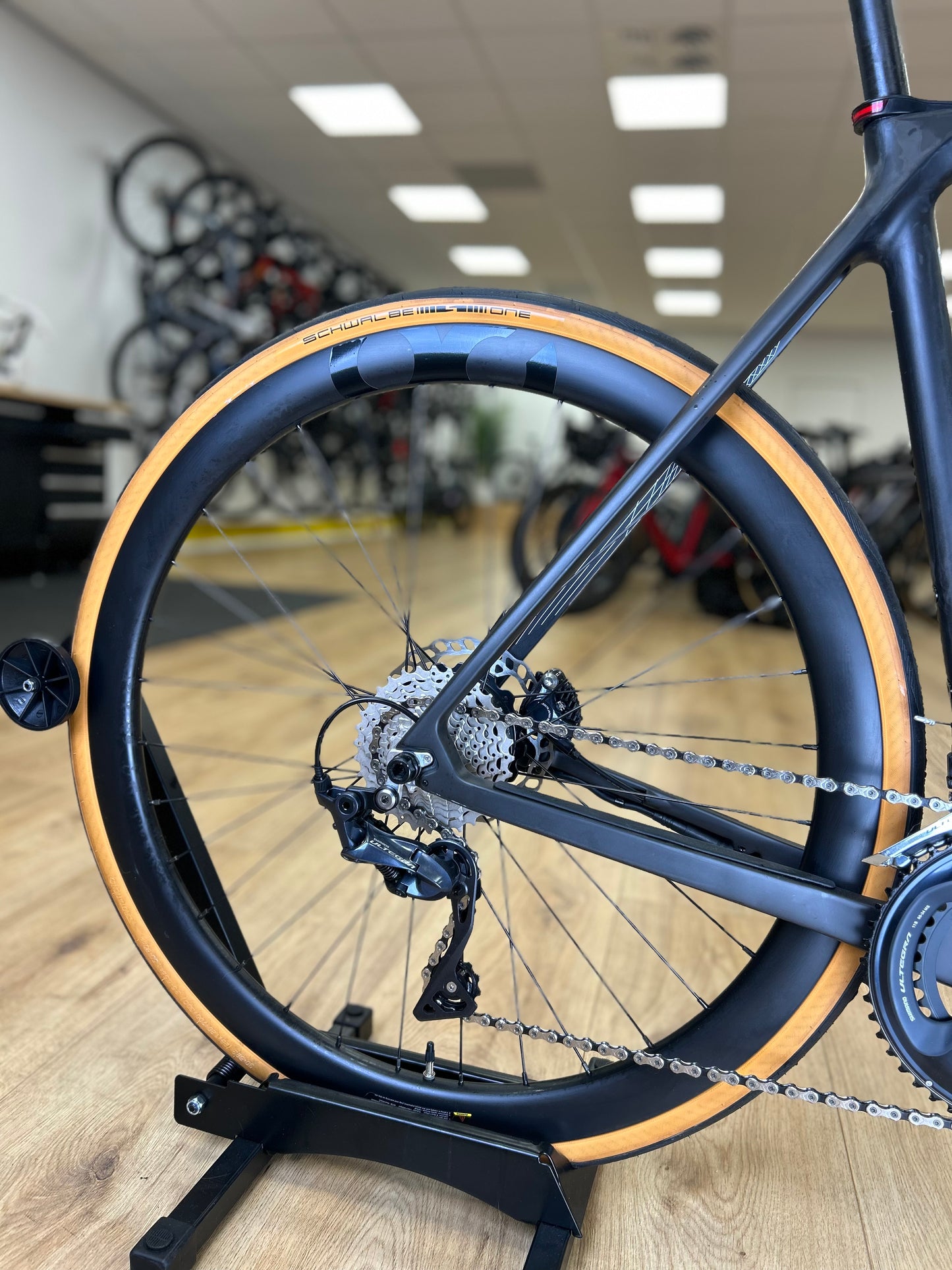 0km Showroom Model Orbea Gain M20 Ultegra Carbon Racing Bike