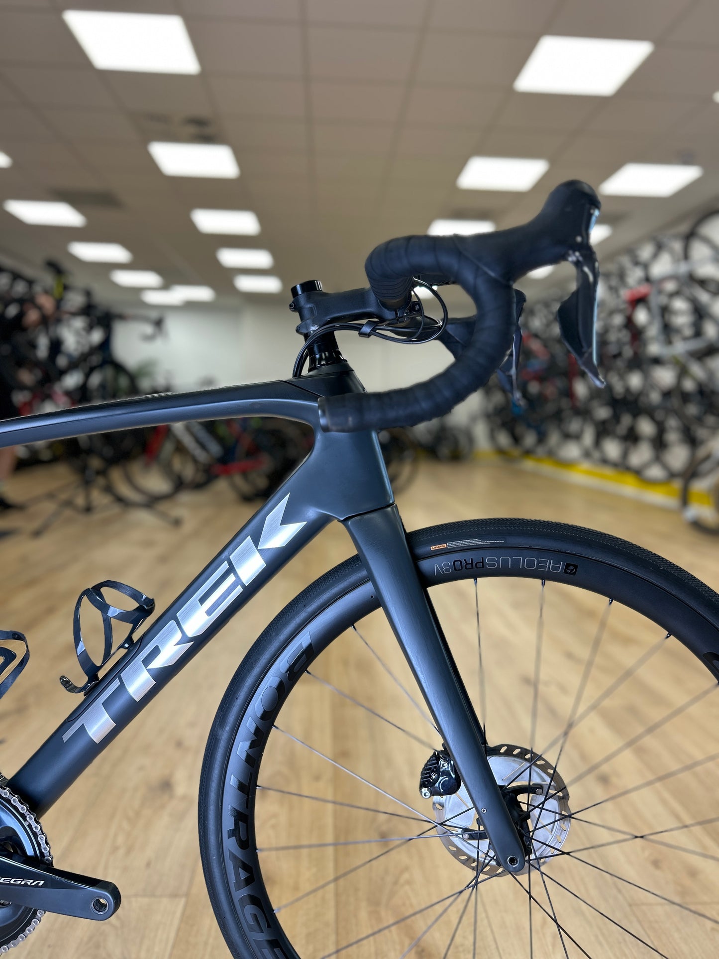 Trek Domane SL7 Di2 Carbon Racefiets