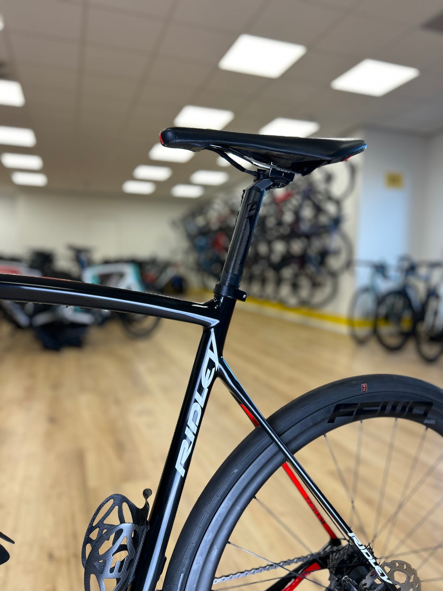 Ridley Fenix SL Di2 Carbon Disc Racefiets