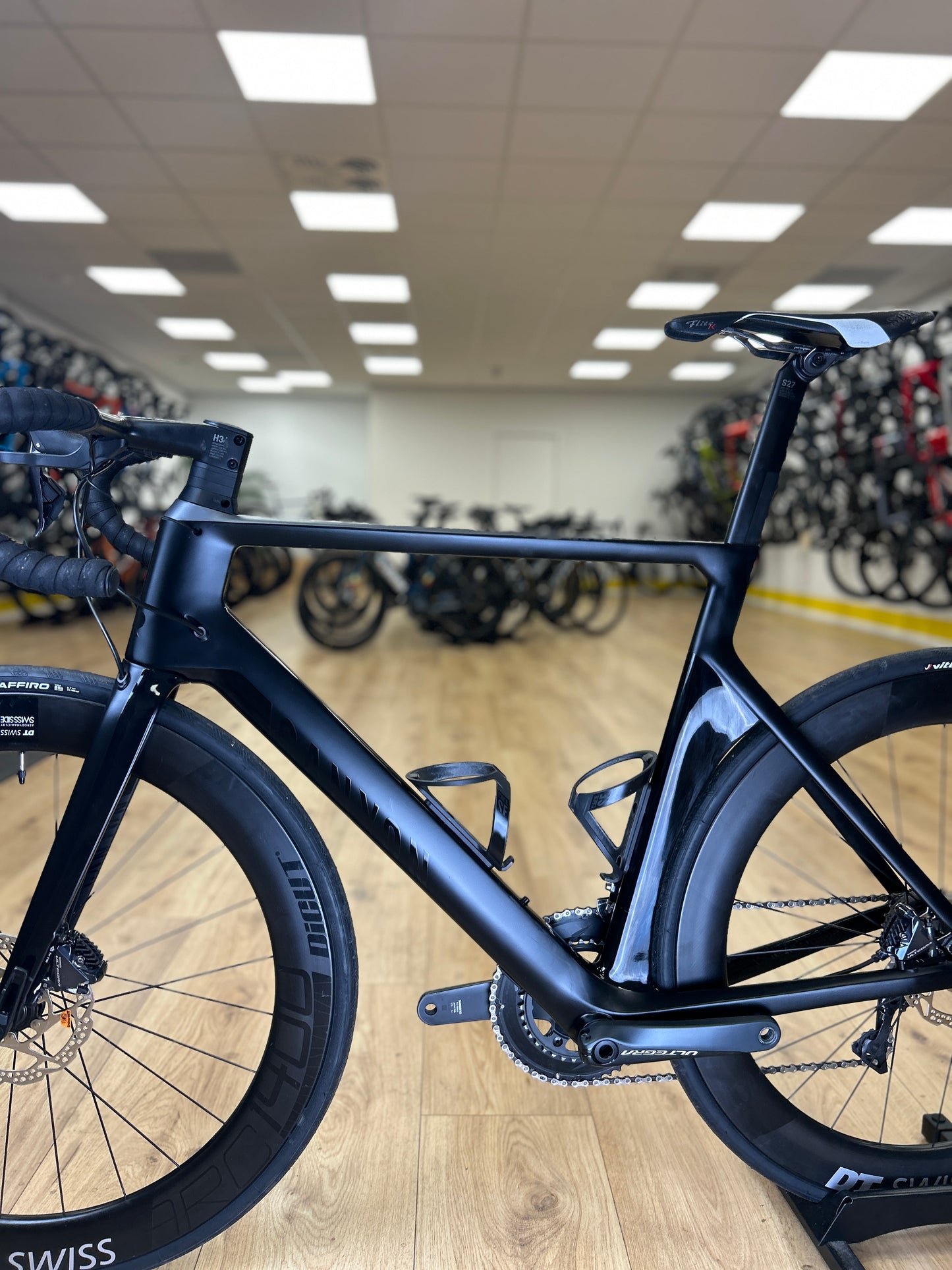 Canyon Aeroad CF SL Disc Di2 Carbon Racefiets