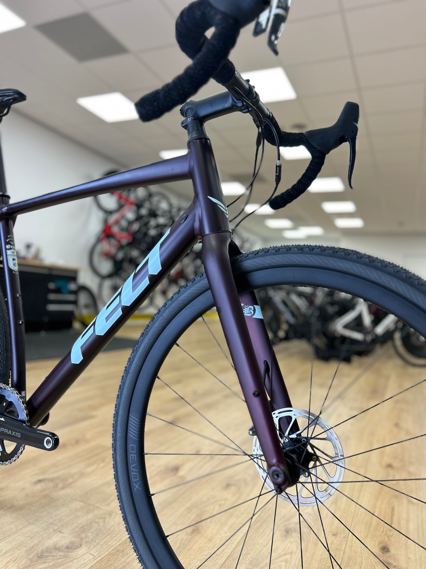 Showroom Model Felt Breed Disc Gravel