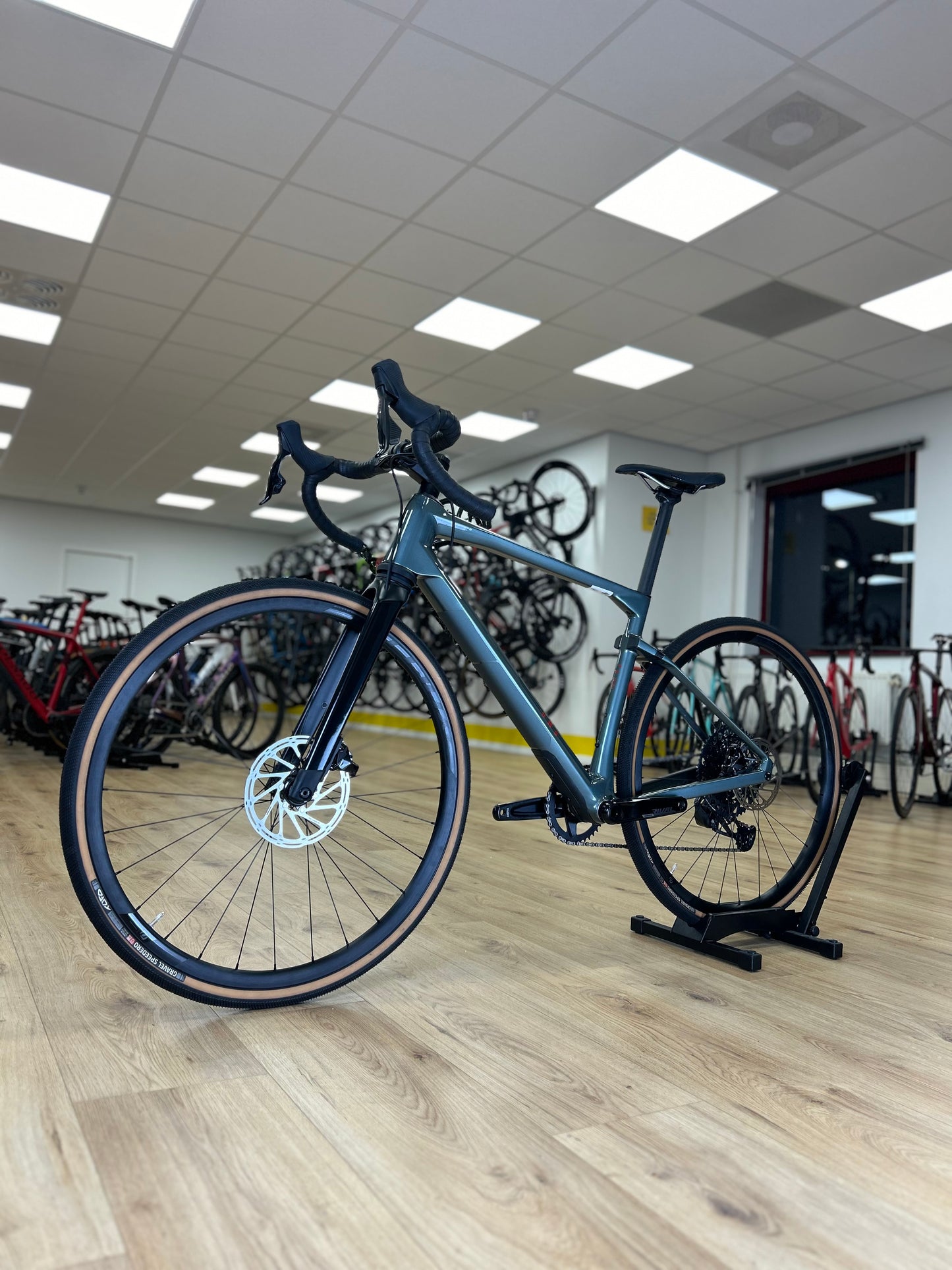NIEUW - BMC URS RL Disc Carbon Gravel