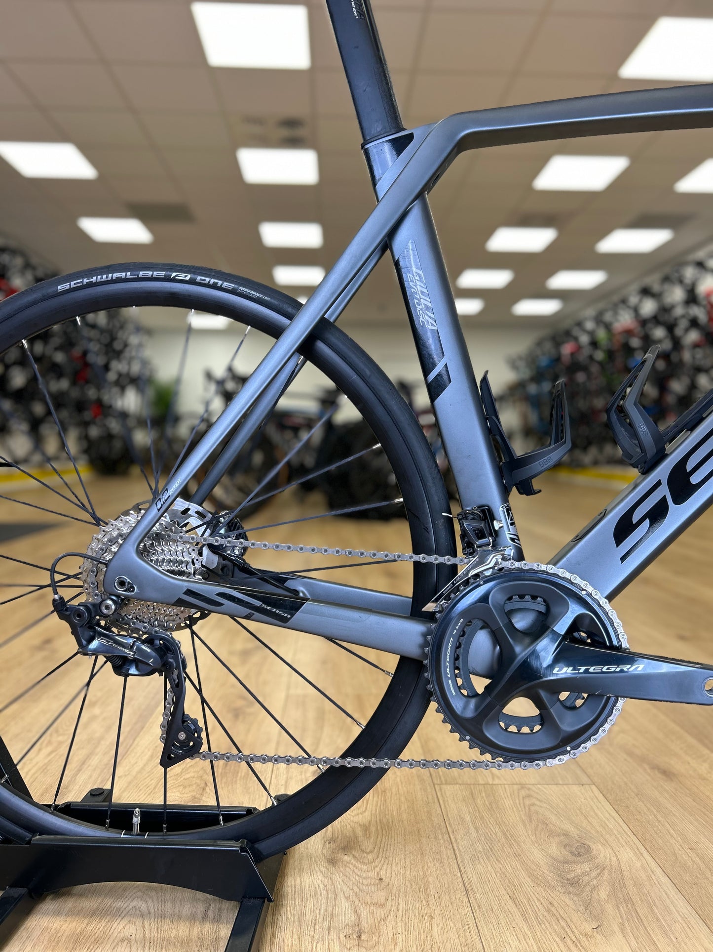 Sensa Giulia Evo MT61 Ultegra Carbon Disc Road Bike