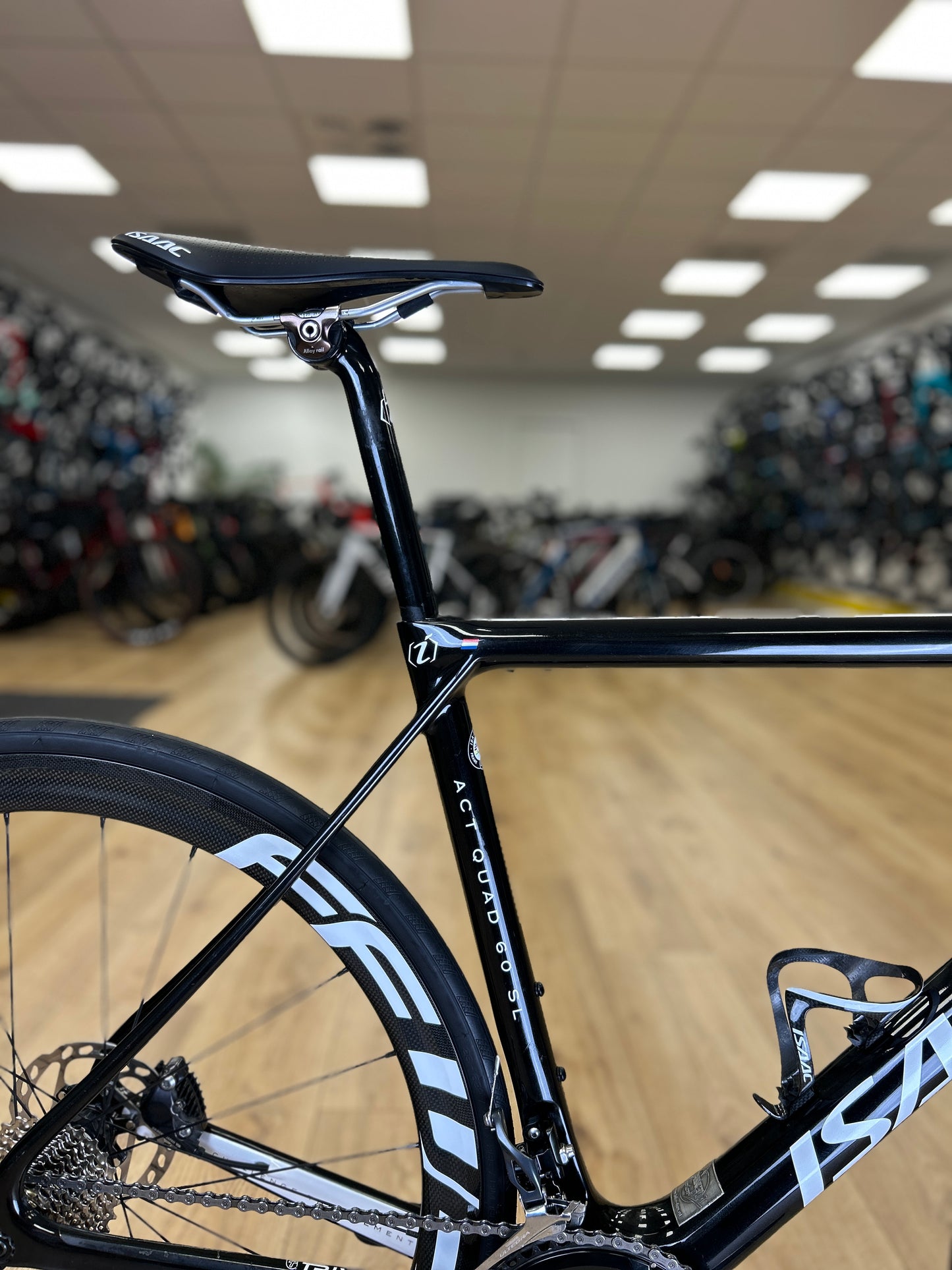 Isaac Element Carbon Racefiets