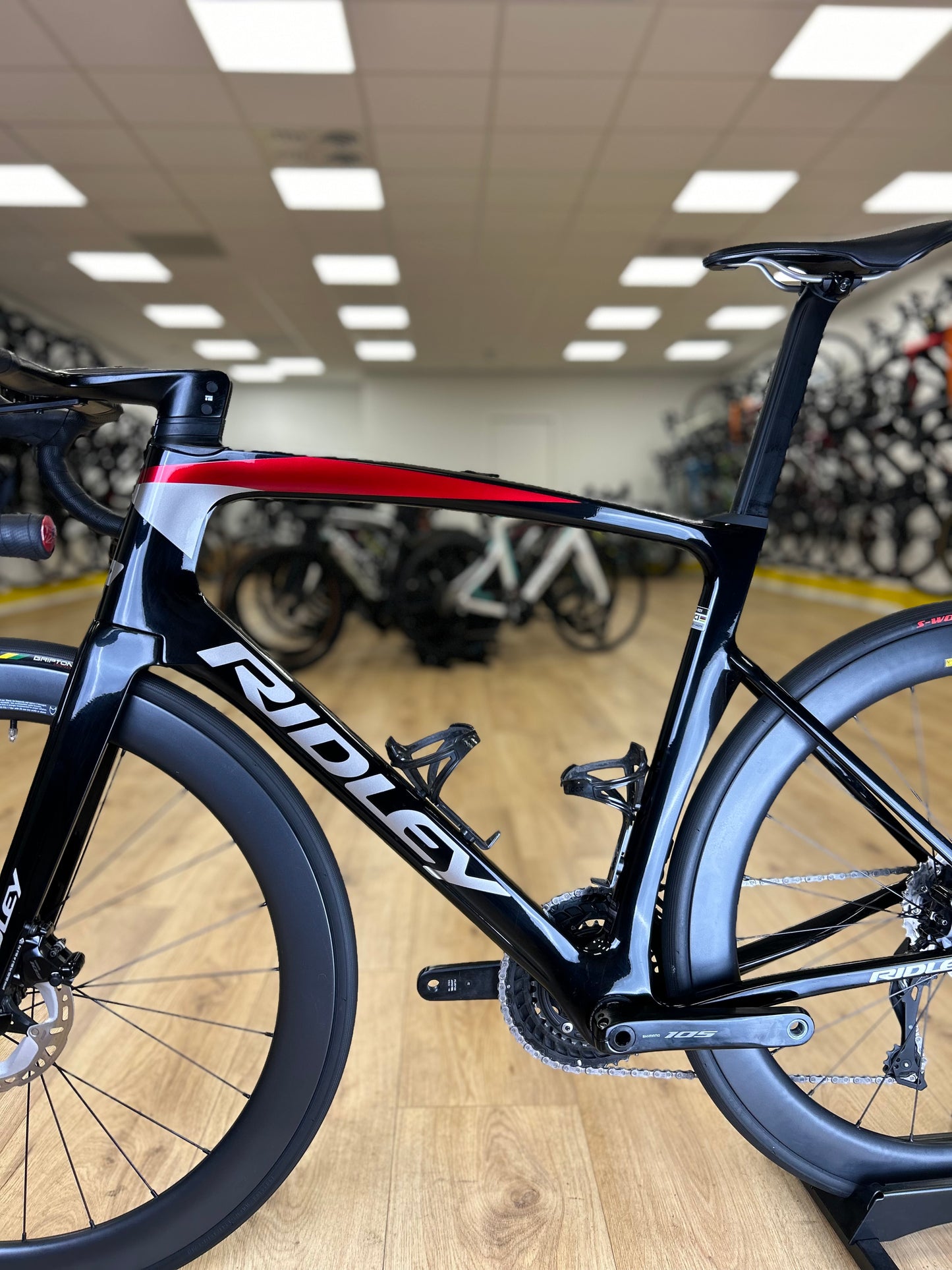 Ridley Noah Di2 Carbon Disc Racefiets