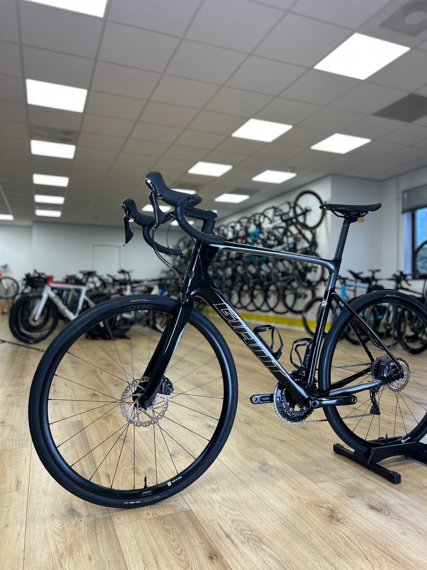 Giant Defy Advanced 1 Carbon Racefiets