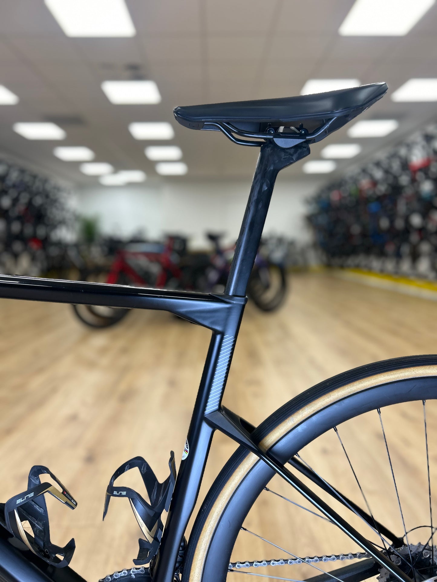 BMC Road Machine 01 Di2 Carbon Disc Racefiets