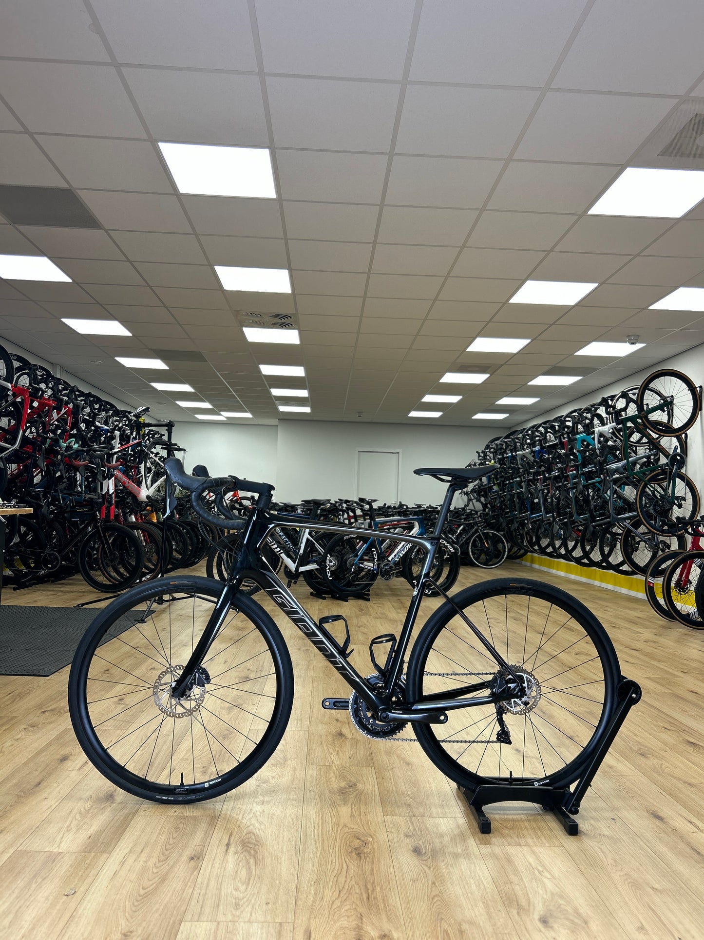 Giant Defy Advanced 1 Carbon Racefiets
