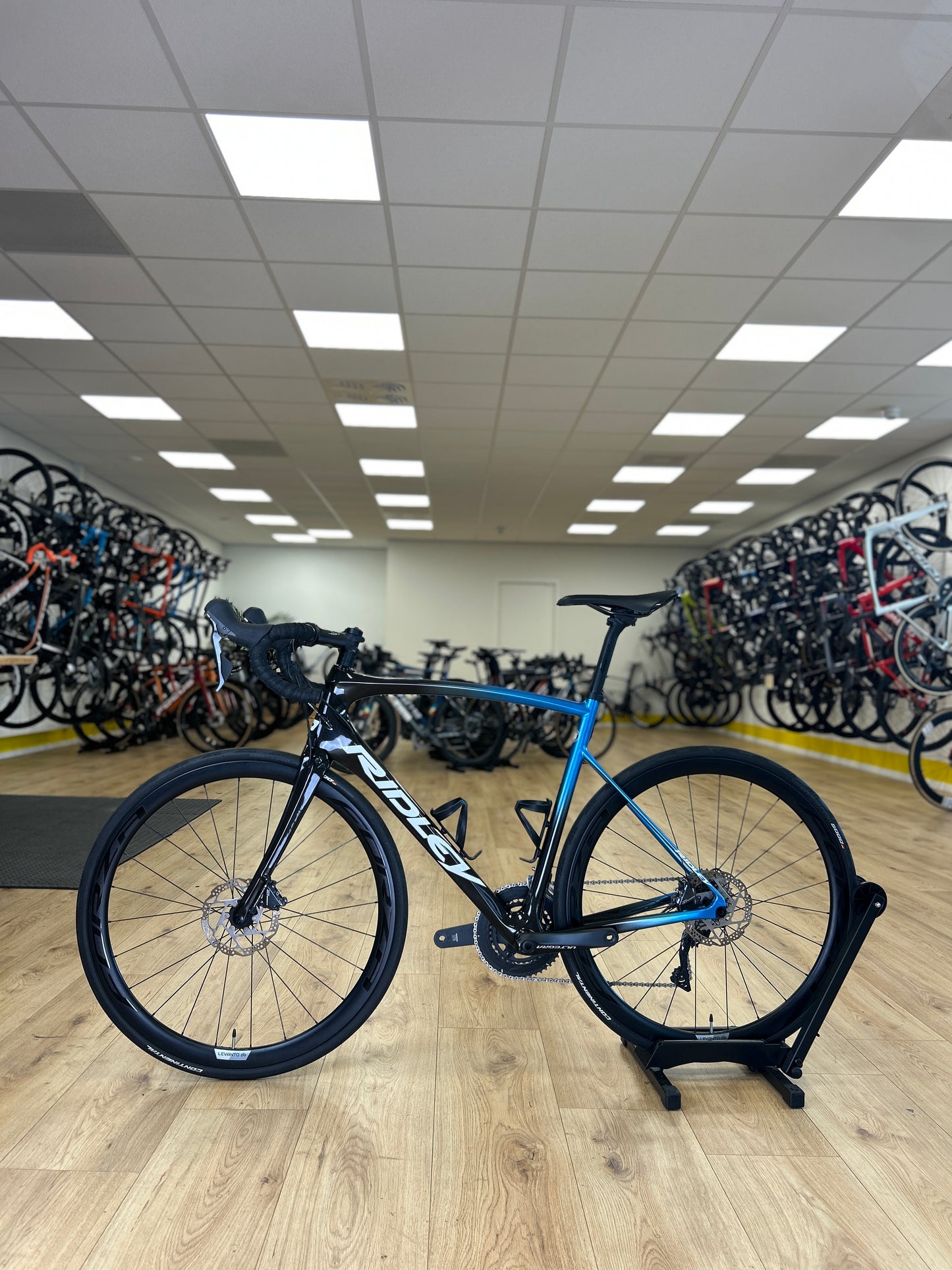 Ridley Fenix SL Disc Carbon Racefiets