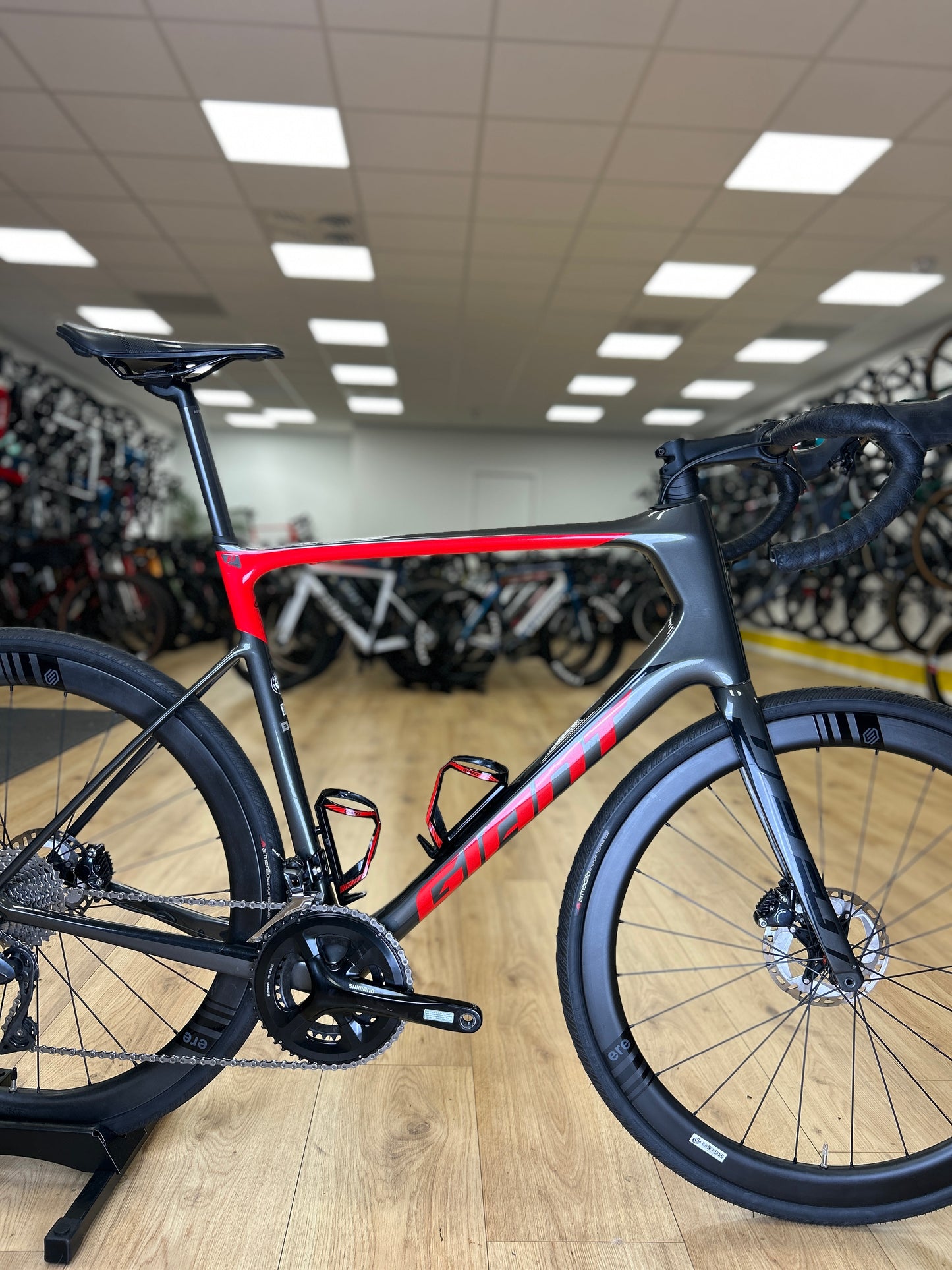 Giant Defy Advanced Pro Carbon Racefiets