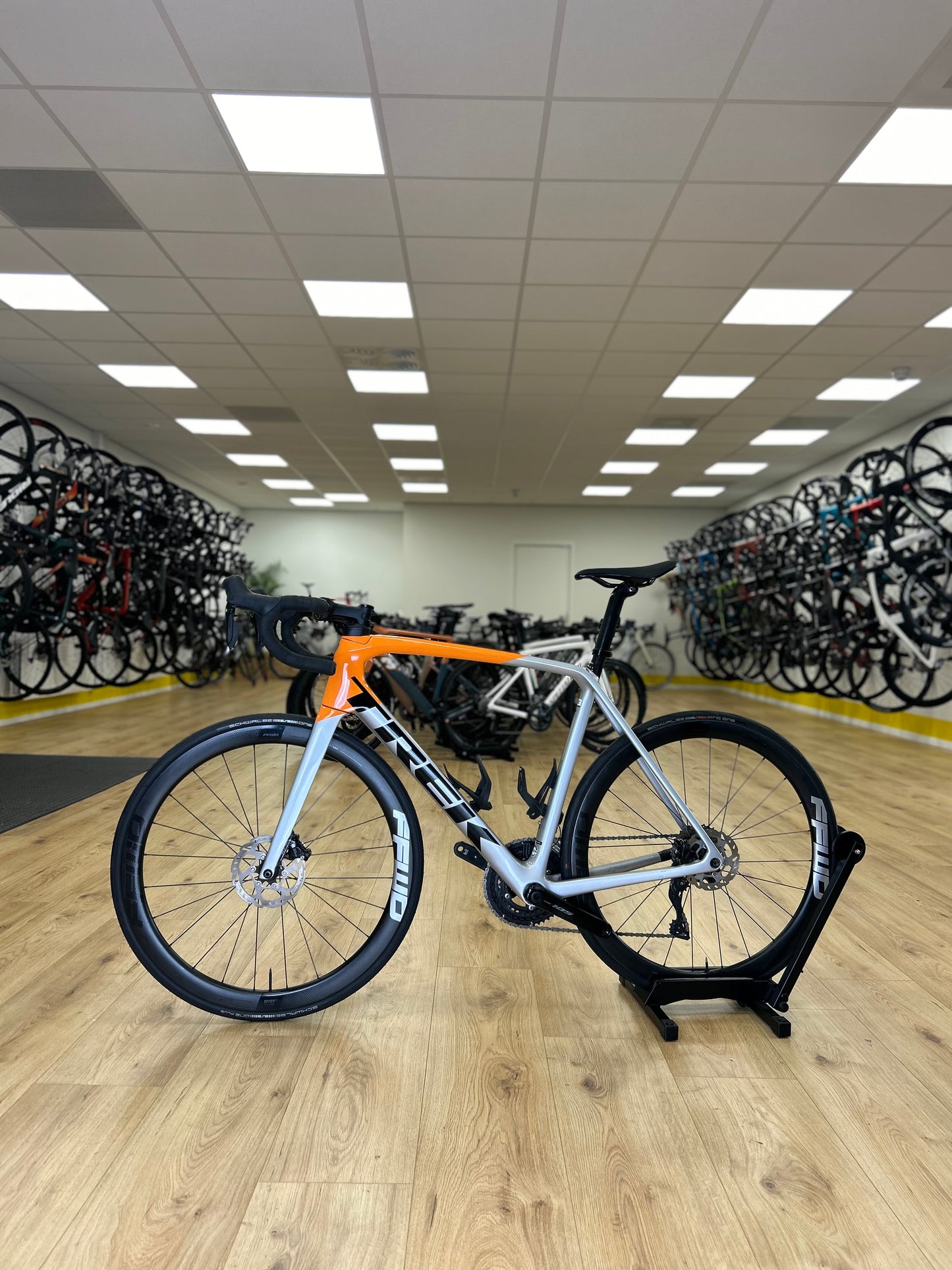 Trek Emonda SL6 Pro Di2 Carbon Racefiets