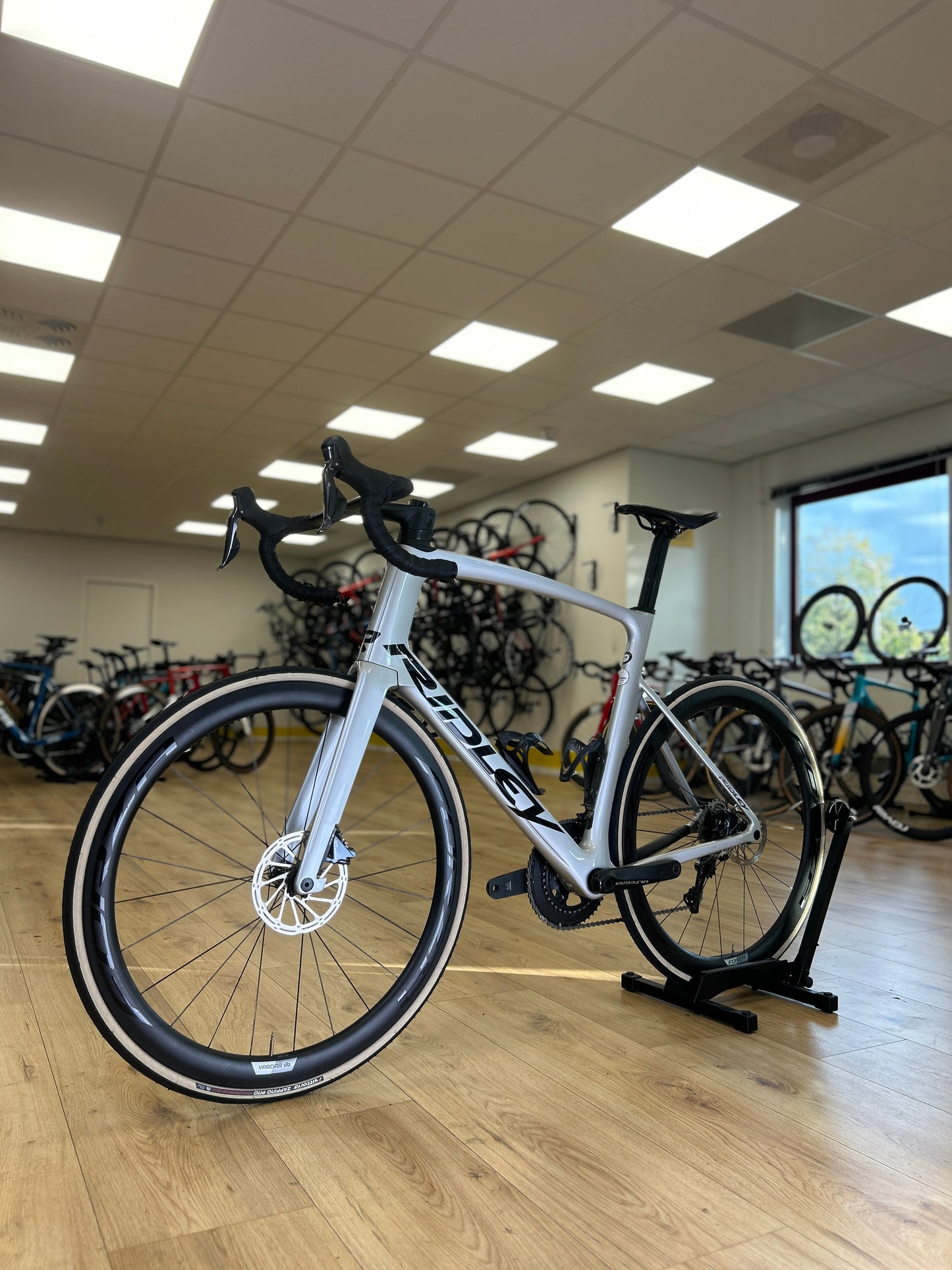 Ridley Noah Fast Di2 Carbon Racefiets